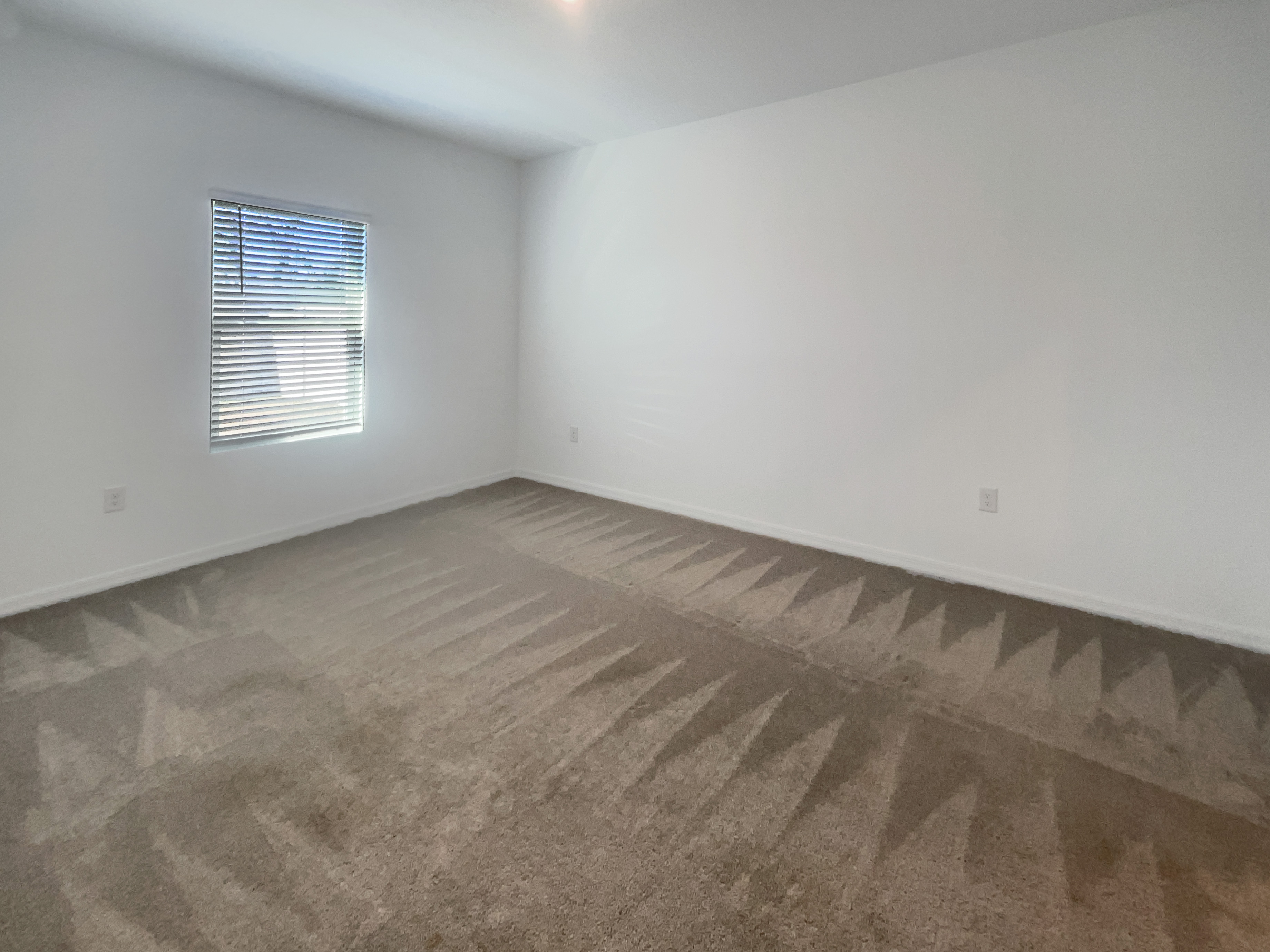 Photo 4 of 22 of 8513 Lilias Cir, Jacksonville, FL