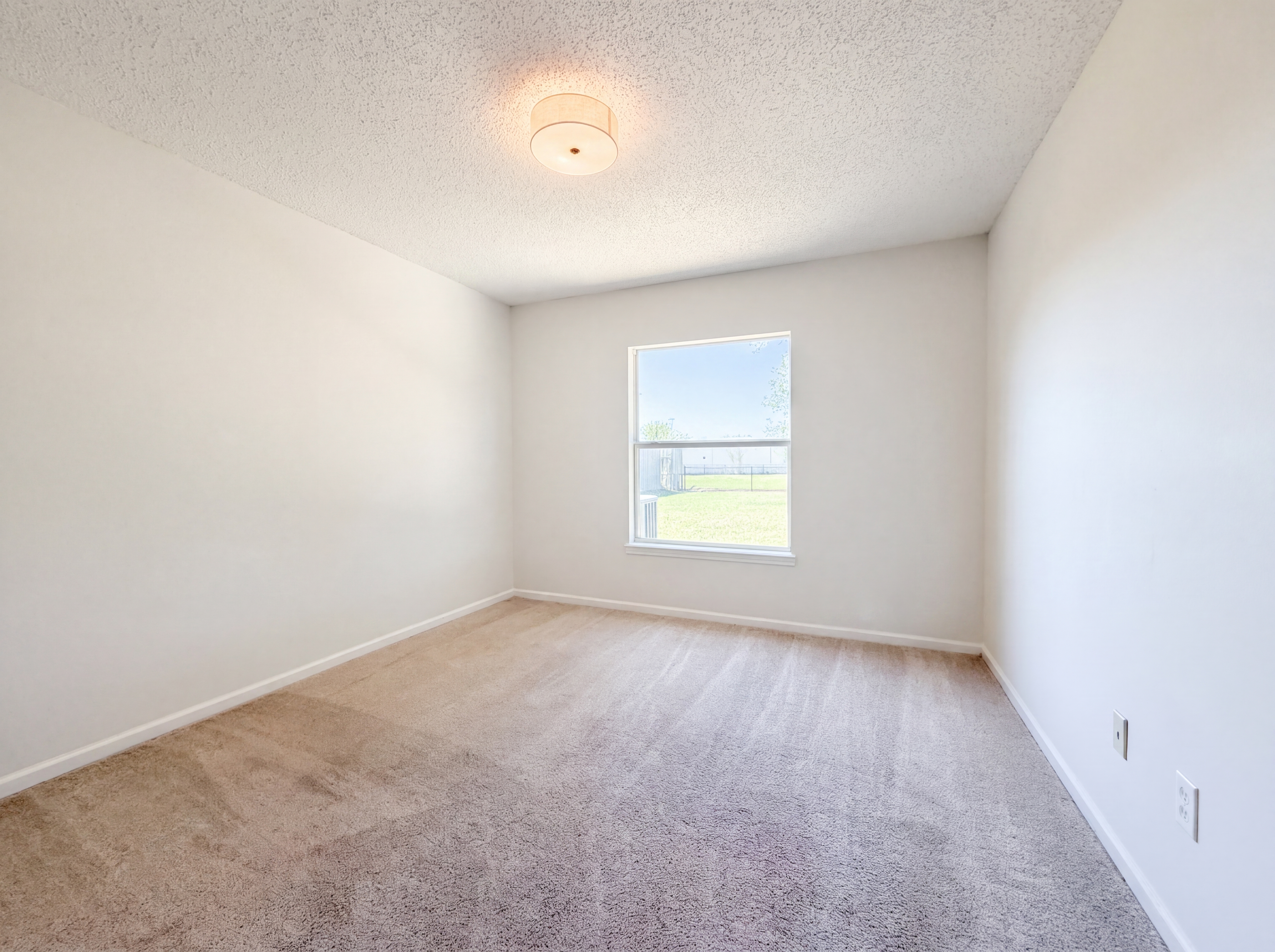 Photo 12 of 21 of 11424 Rolling River Blvd, Jacksonville, FL