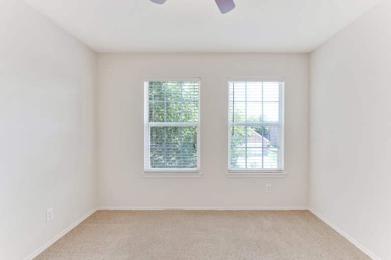 Photo 25 of 26 - 509 Cassia Way, Arlington, TX 76002