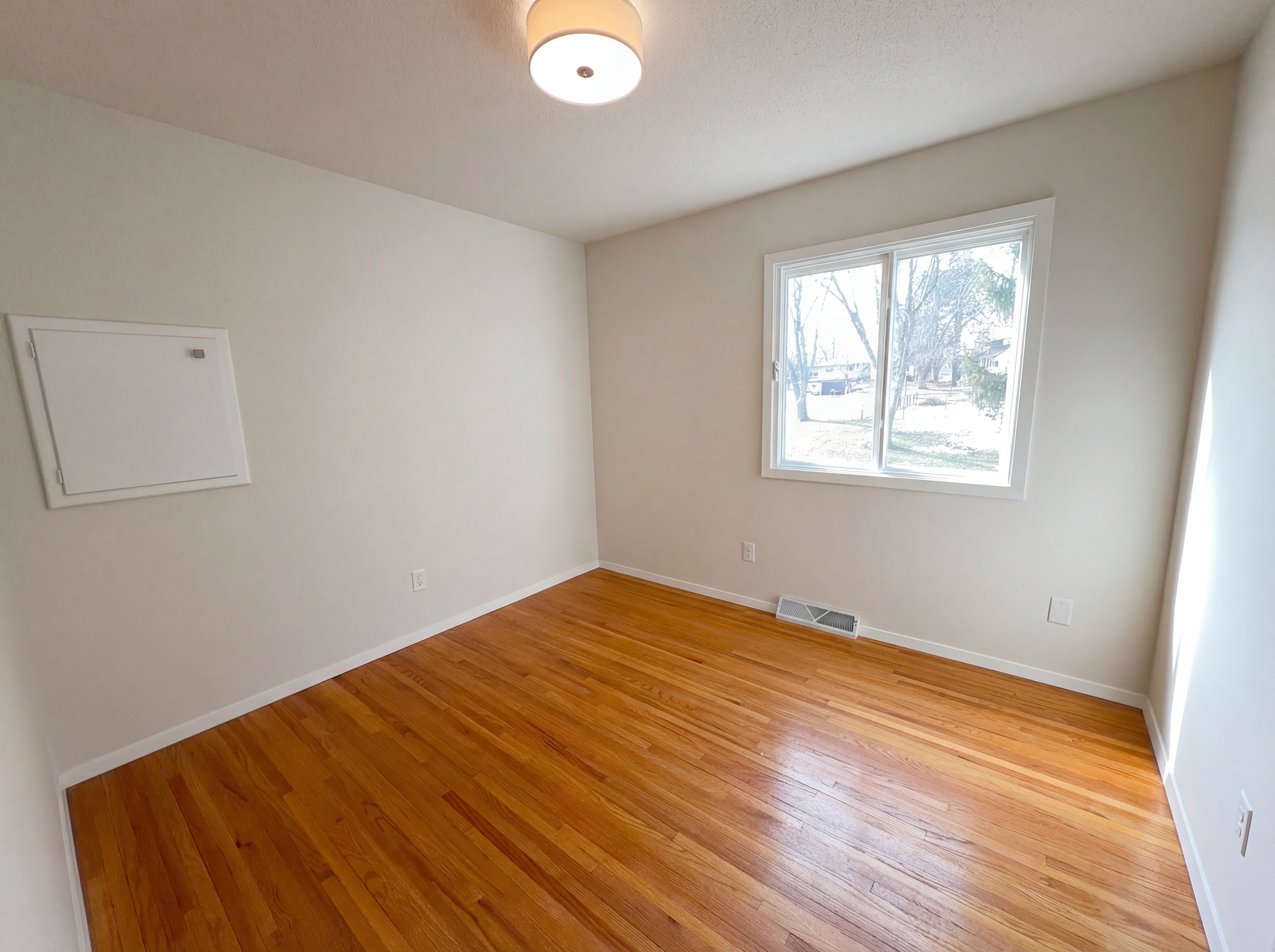 Photo 17 of 25 of 3480 Milton St N, Shoreview, MN