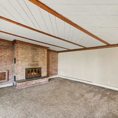 Property photo 3 of 7800 W Sharpe Rd