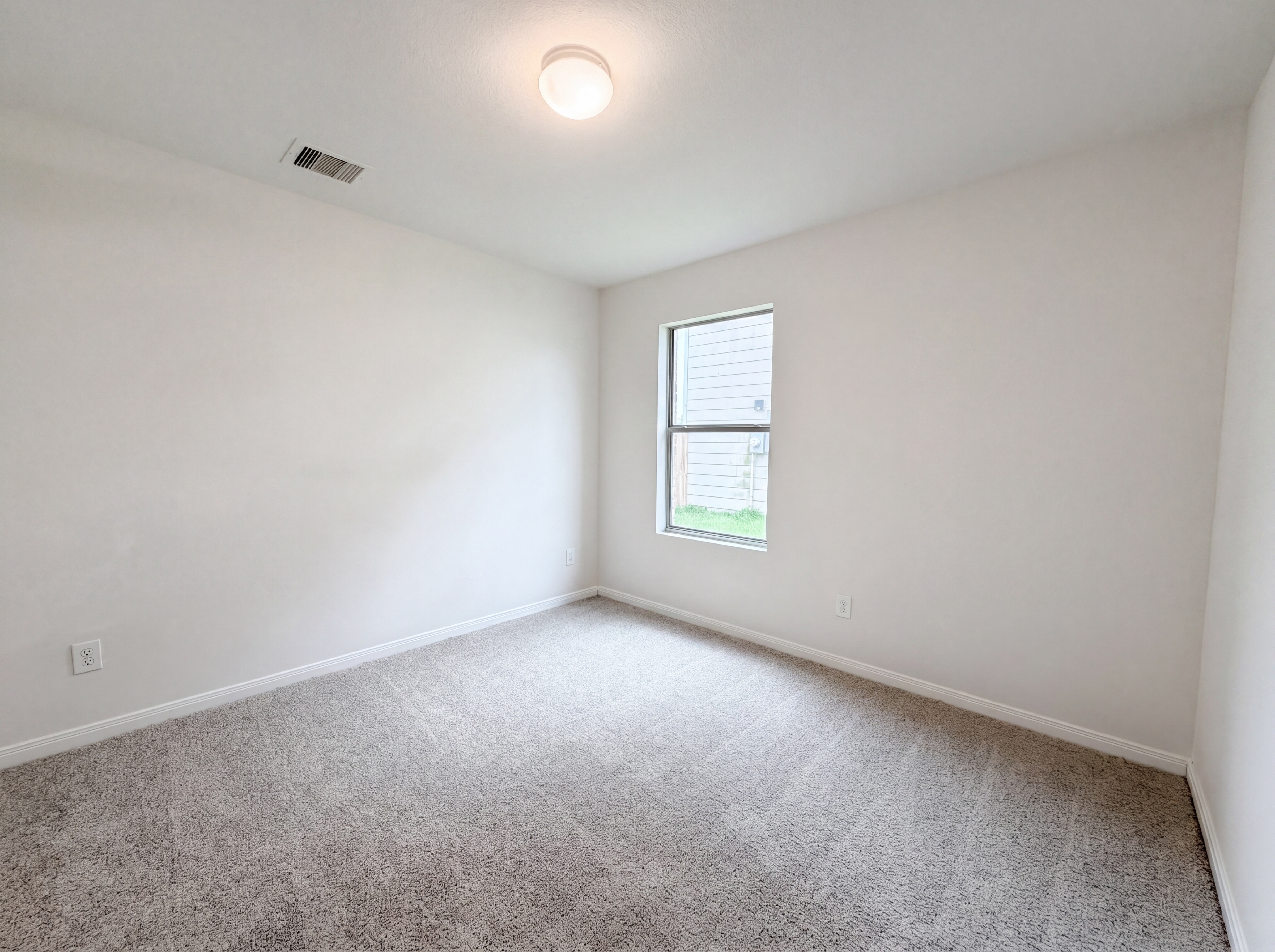 Photo 12 of 20 of 847 Canyon Hill Ln, Rosenberg, TX
