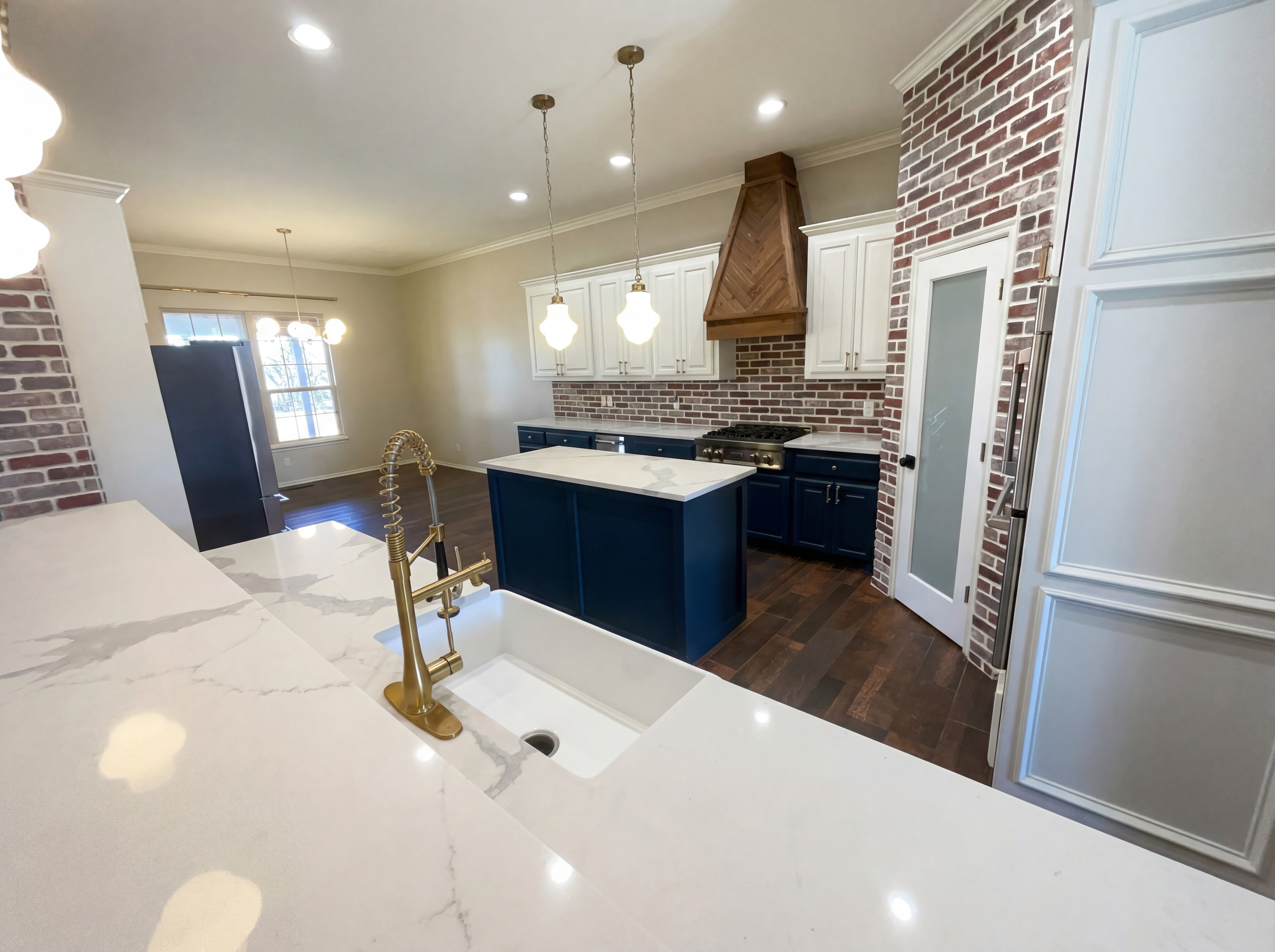 Photo 2 of 18 of 4221 Darril Rd, Edmond, OK