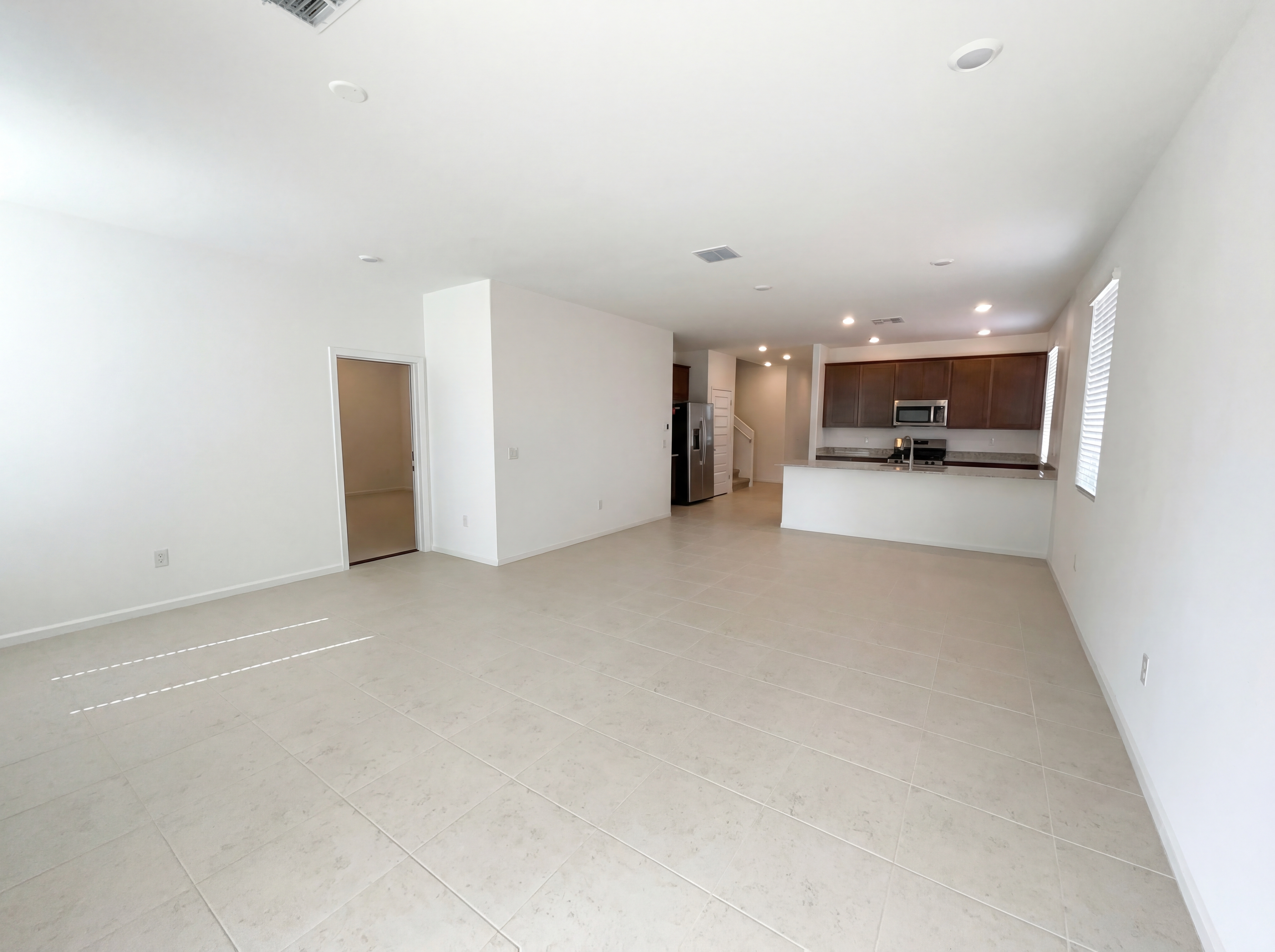 Photo 3 of 30 of 10453 W Beaman Ln, Marana, AZ