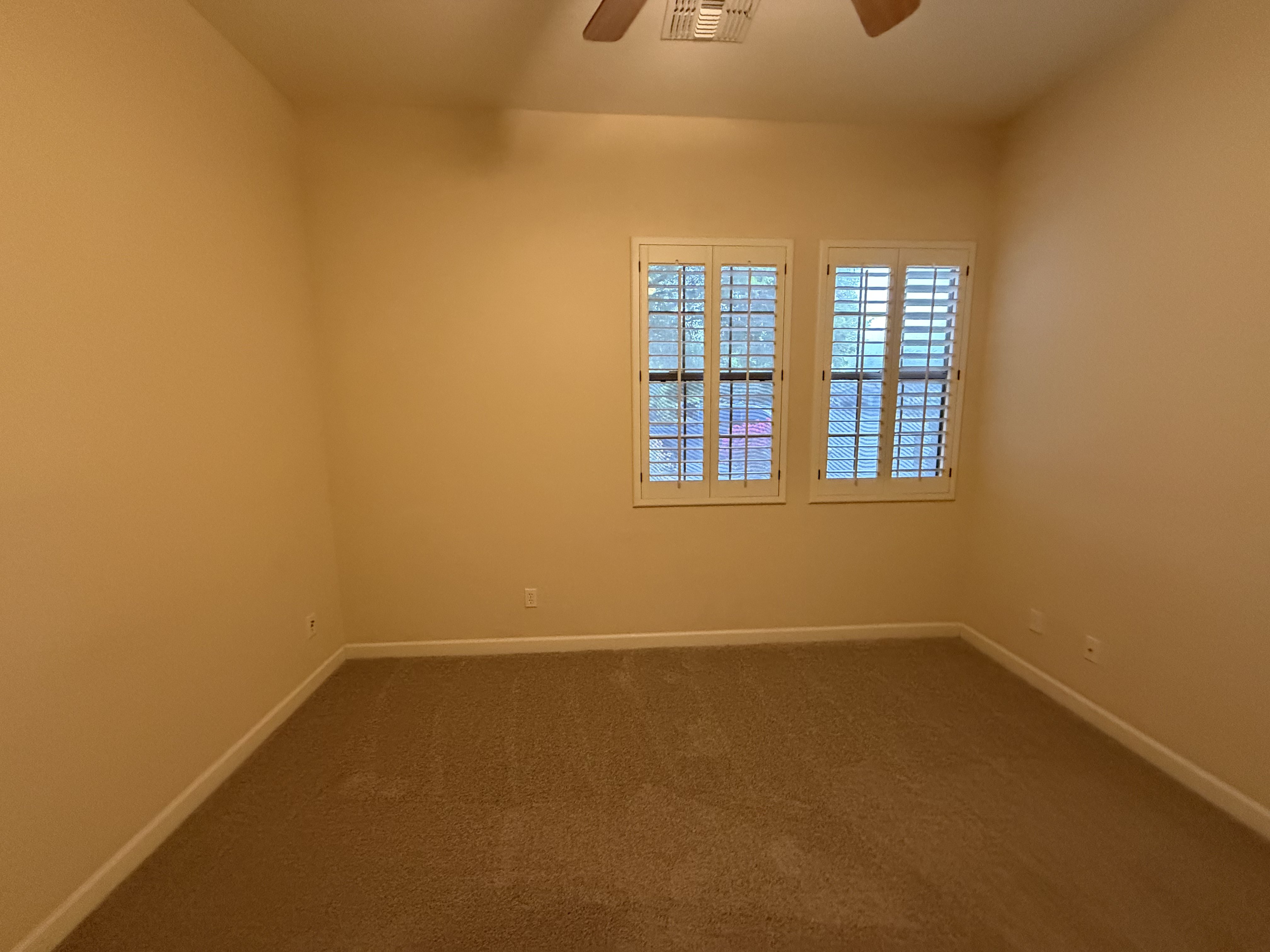 Photo 17 of 43 of 12435 W Red Hawk Dr, Peoria, AZ