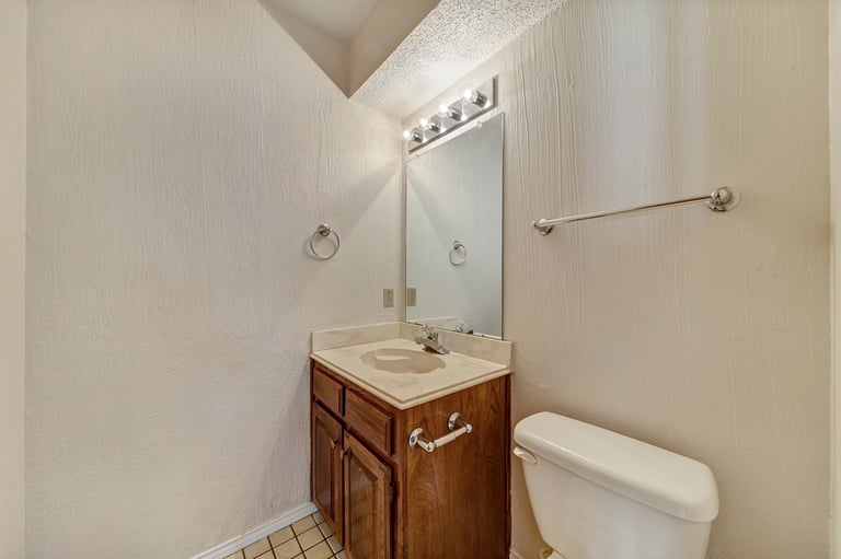 Photo 20 of 22 - 1931 Timberline Cir, Duncanville, TX 75137