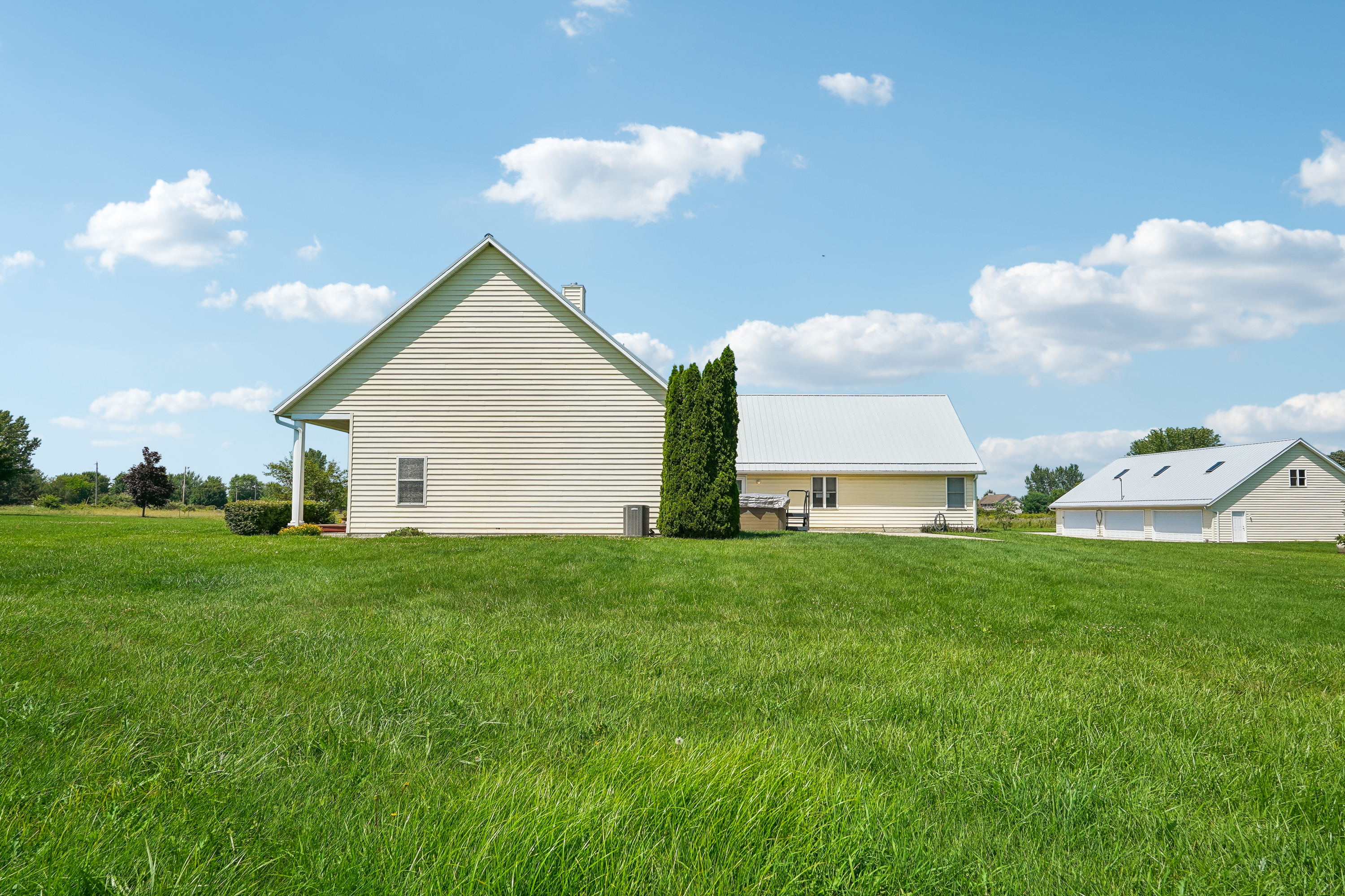 Photo 54 of 61 of 6400 Clark Rd, Sunbury, OH