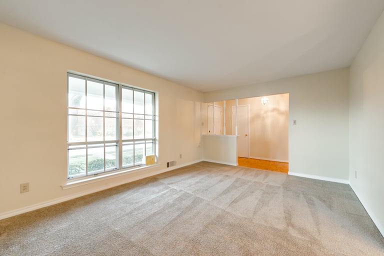 Photo 3 of 30 - 1005 McDonald Dr, Garland, TX 75041