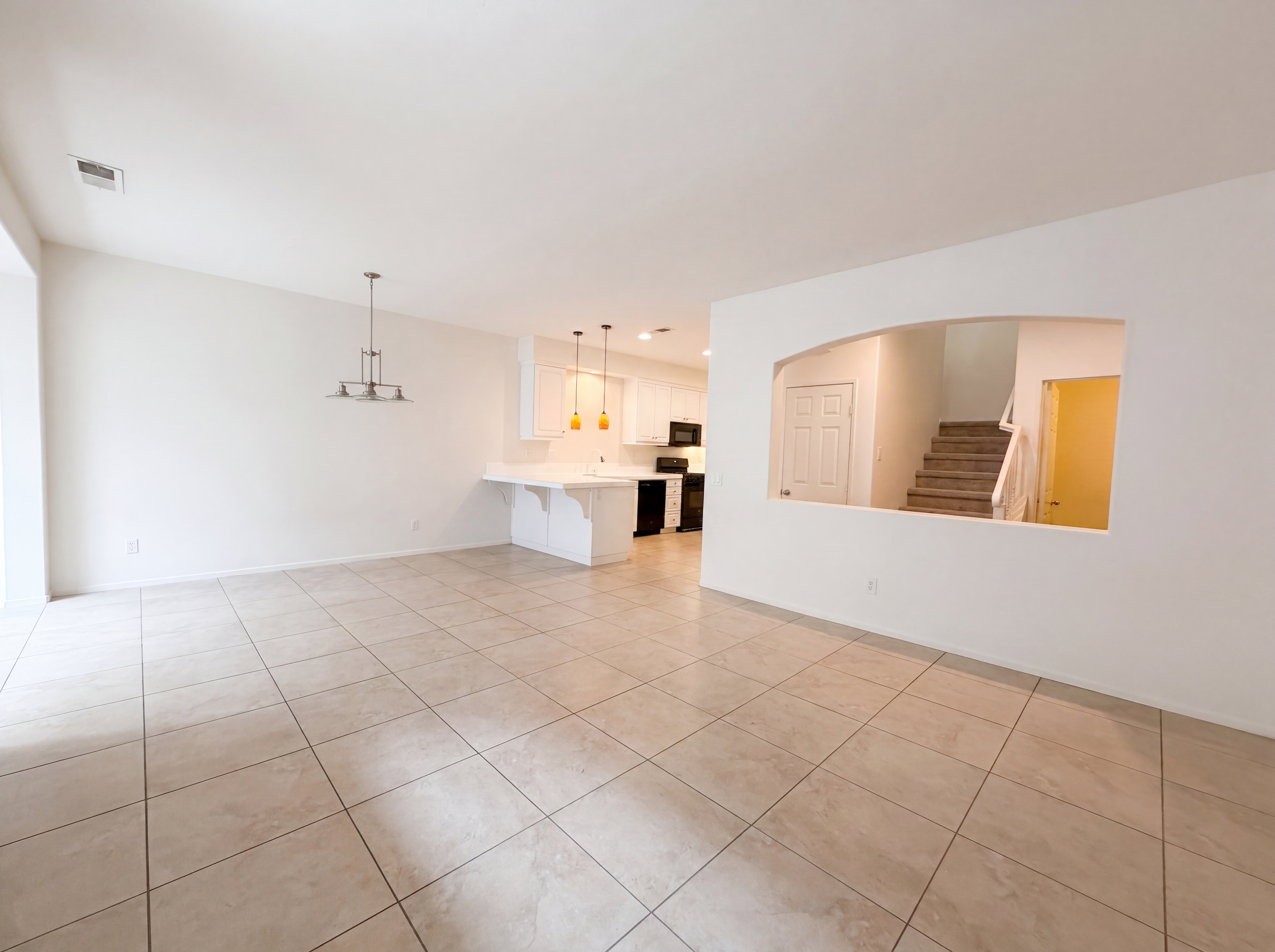 Photo 3 of 20 of 1438 Trouville Ln, Chula Vista, CA