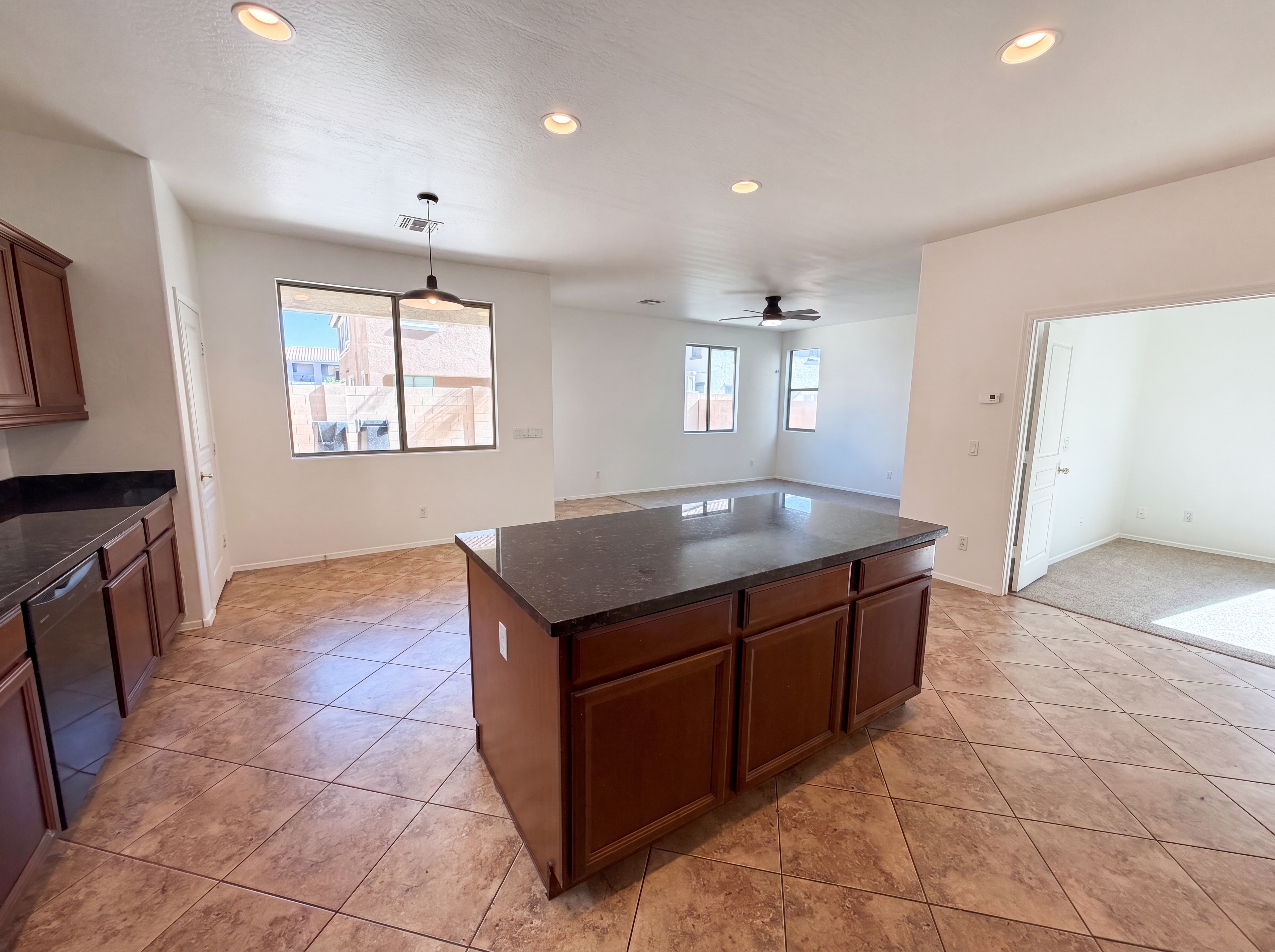Photo 12 of 38 of 3769 E Flamingo Way, Gilbert, AZ