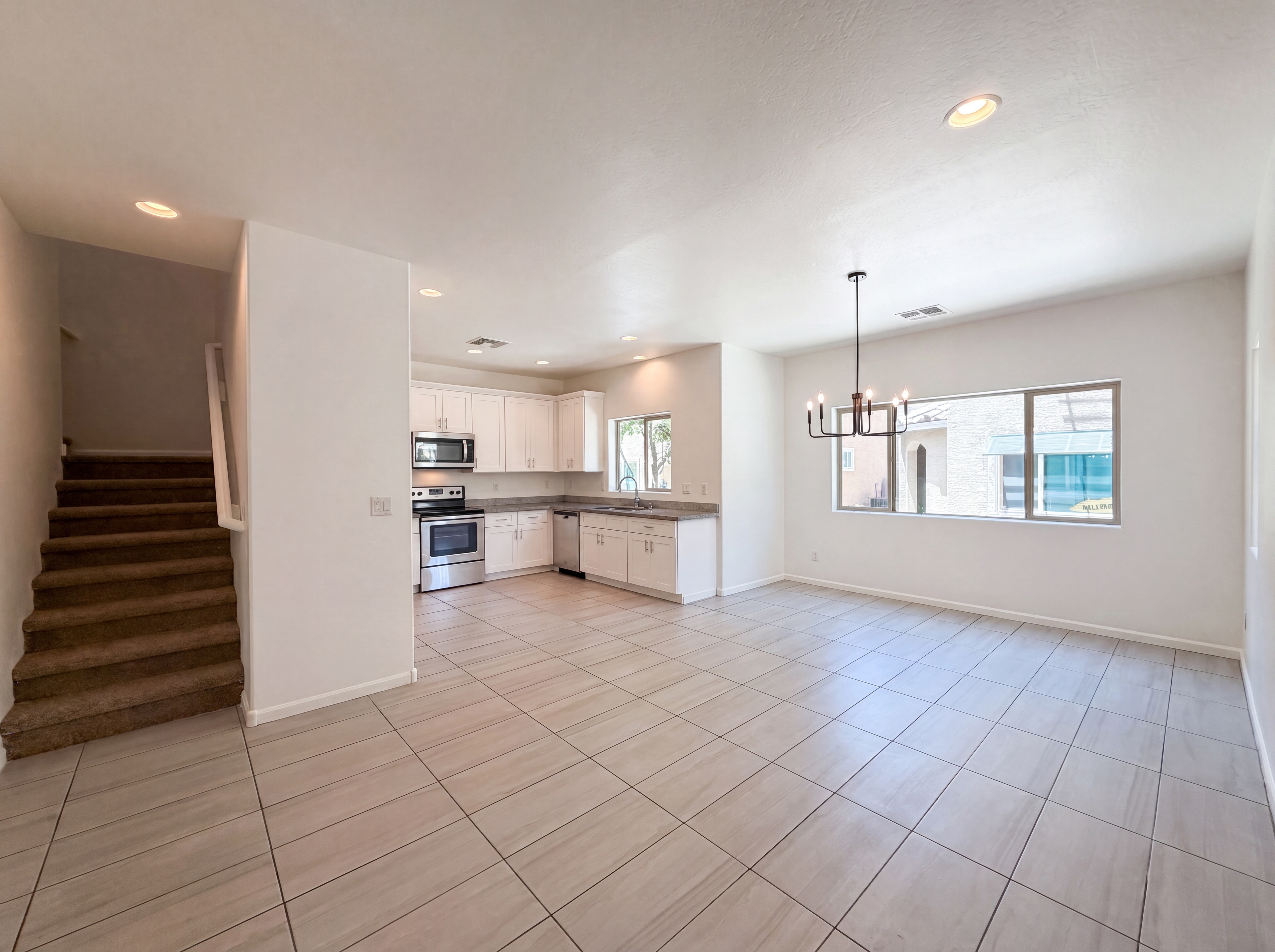 Photo 8 of 25 of 1826 W Pollack St, Phoenix, AZ