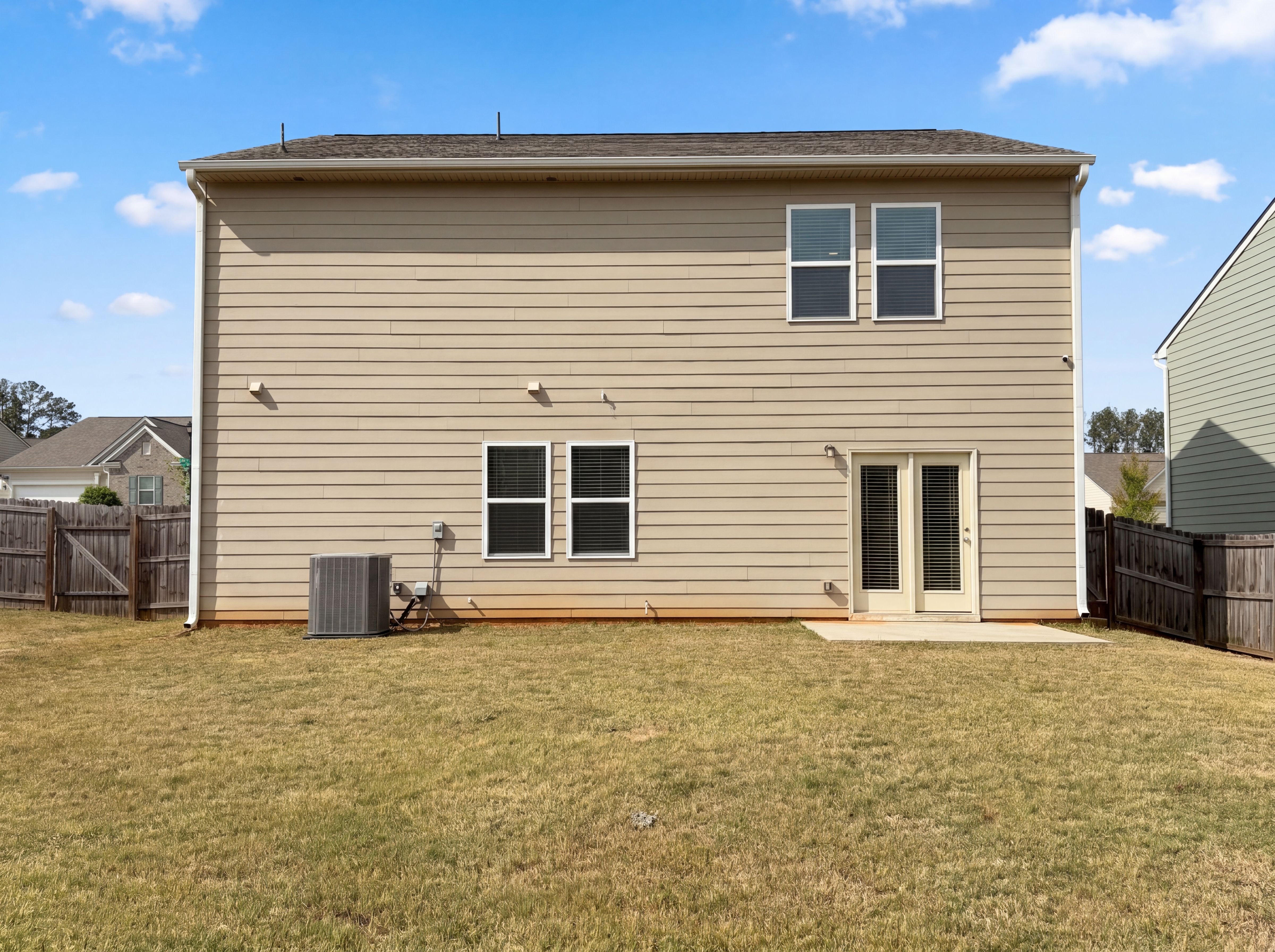 Photo 5 of 29 of 15 Regal Ln, Covington, GA