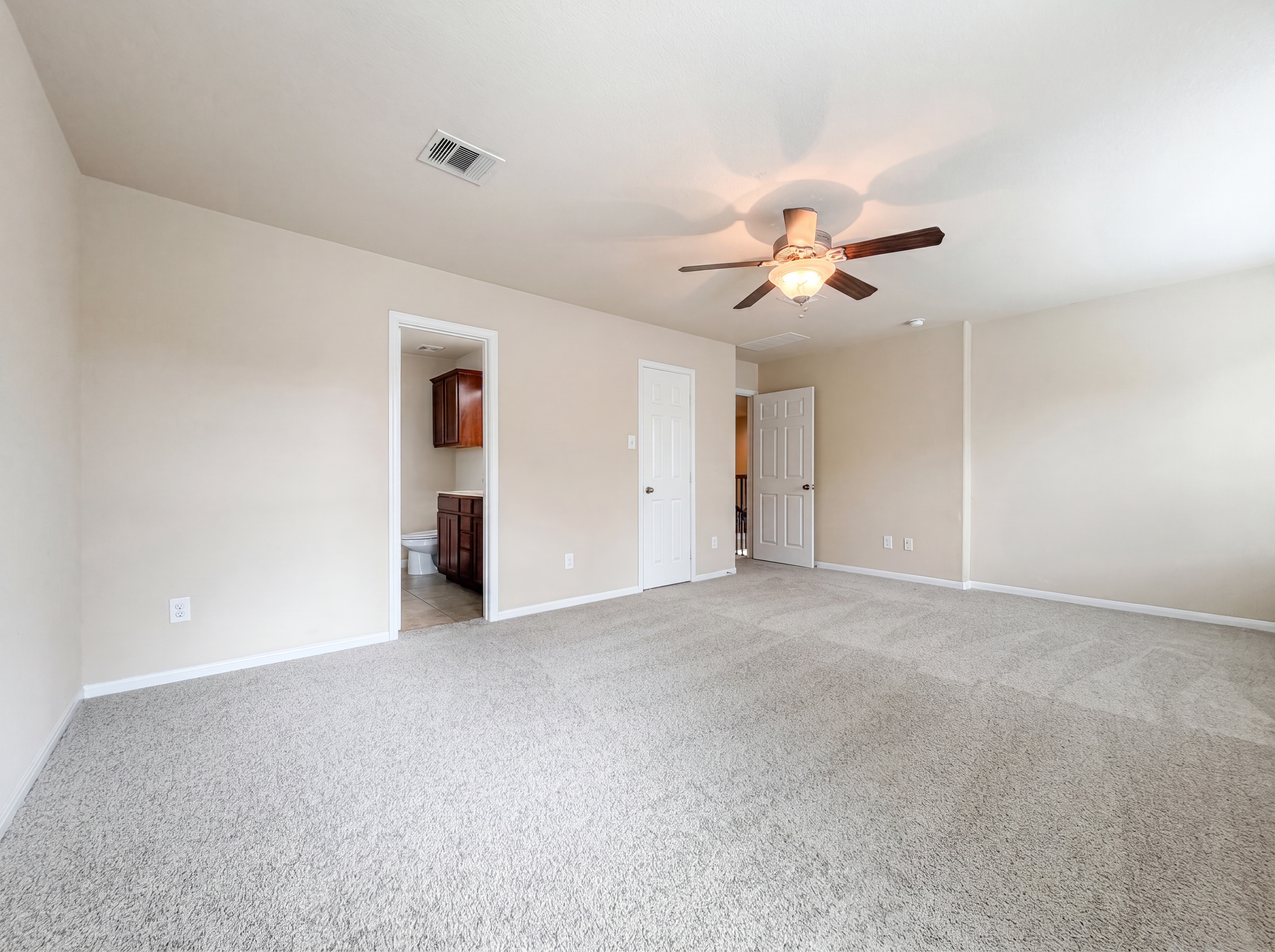 Photo 4 of 21 of 9965 Boulder Bend Ln, Brookshire, TX