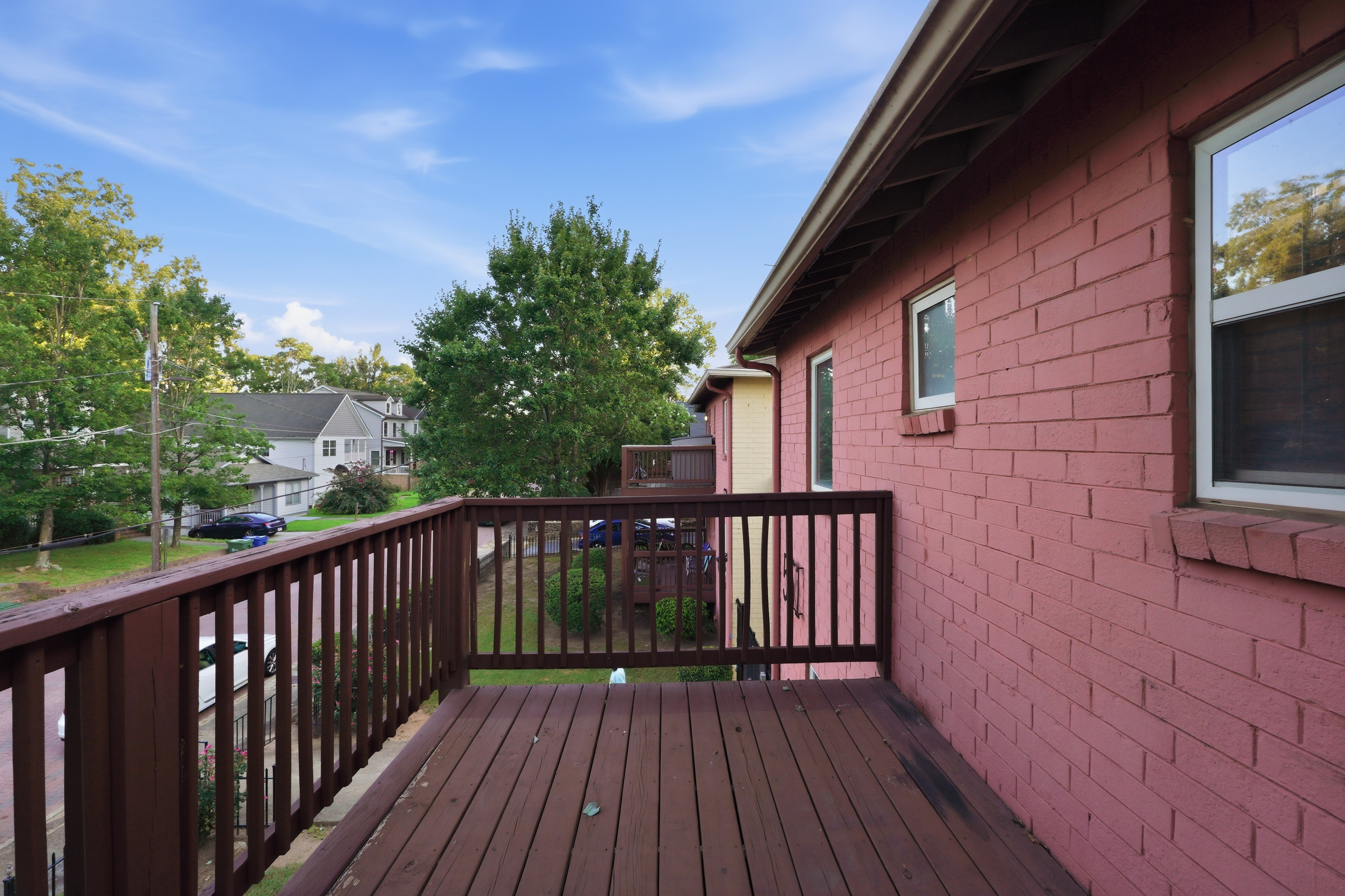 Photo 15 of 17 of 561 Formwalt St SW, Atlanta, GA