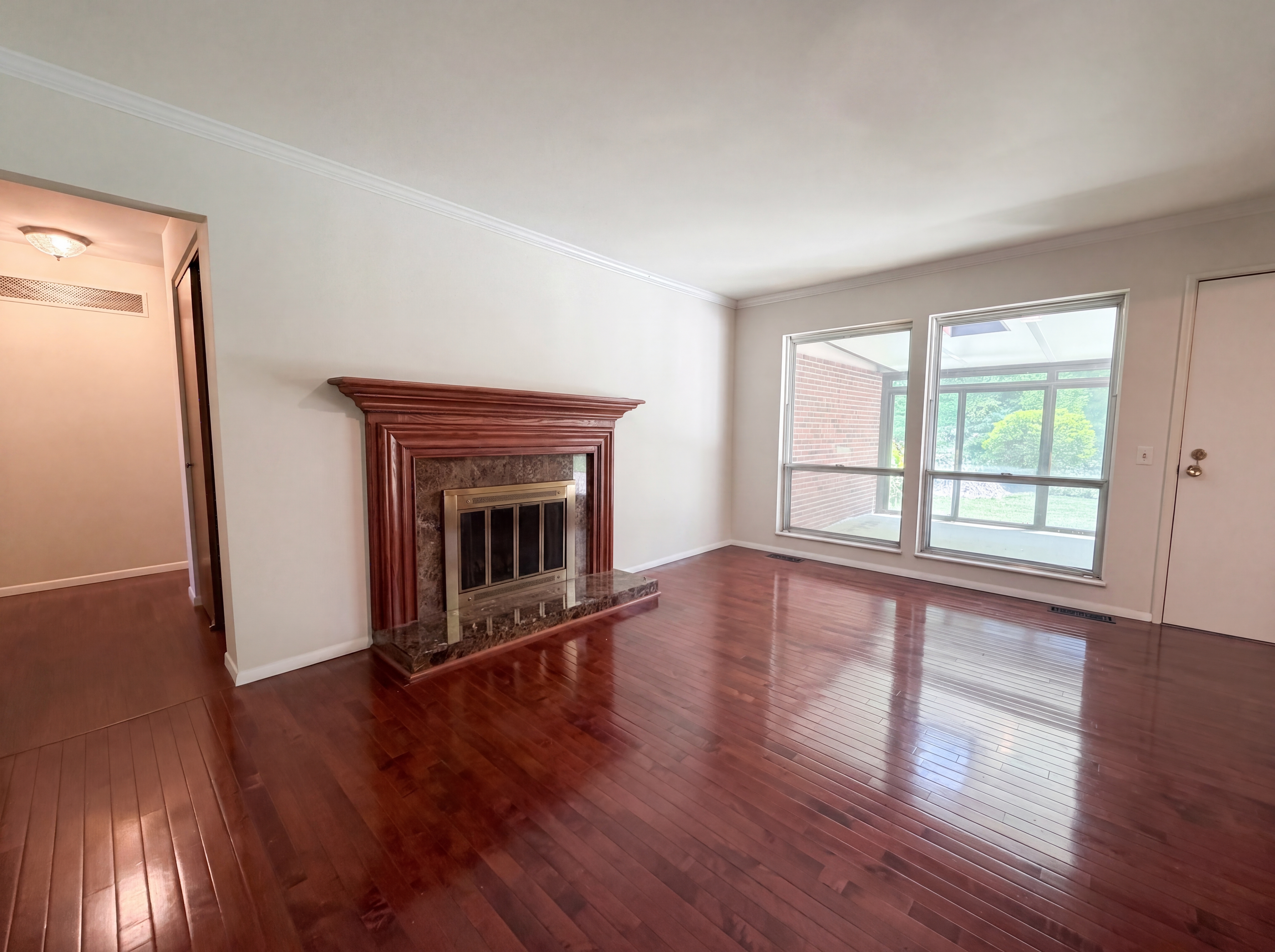 Photo 9 of 22 of 1440 Tina Dr, Florissant, MO