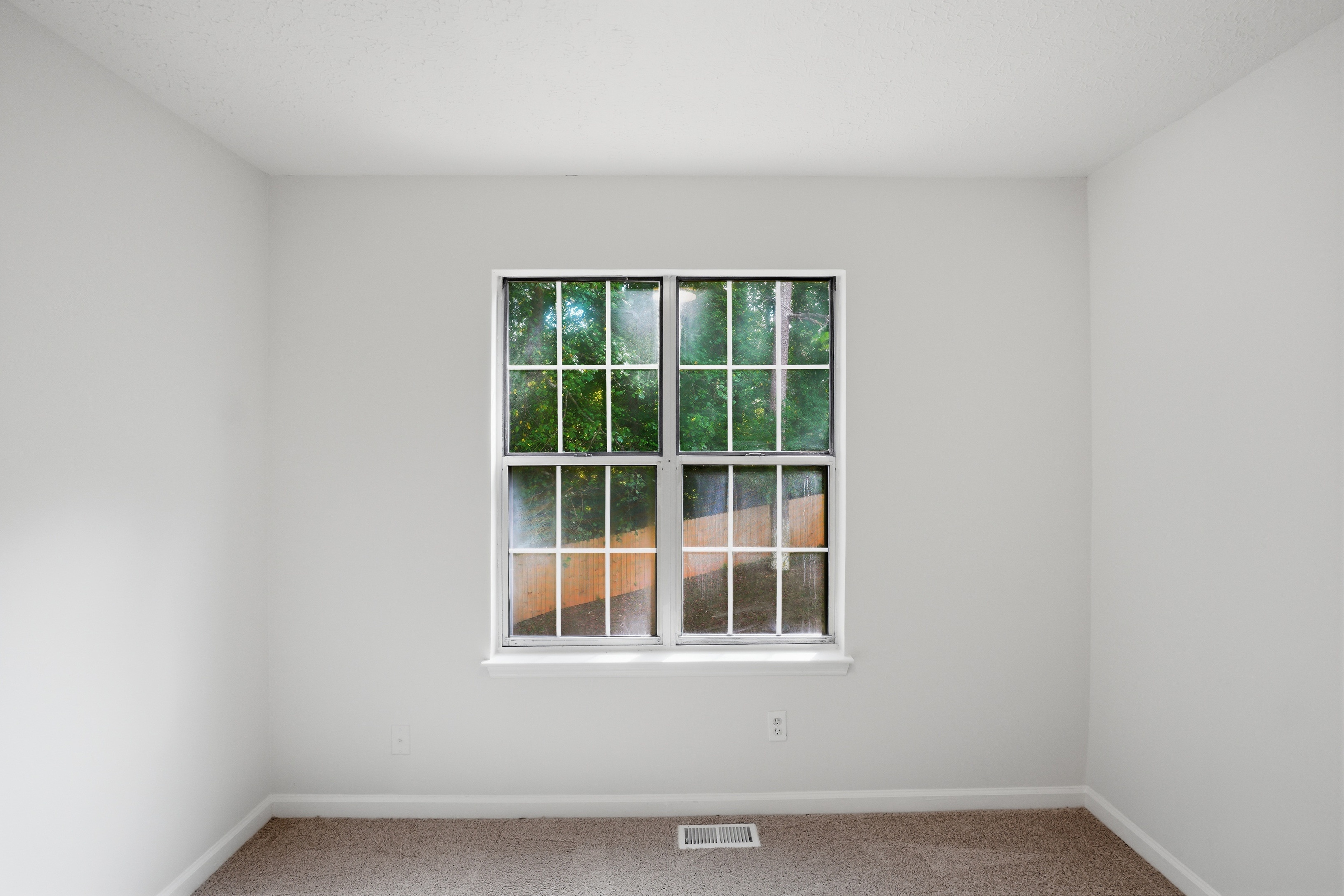 Photo 21 of 43 of 4389 Southvale Dr, Decatur, GA
