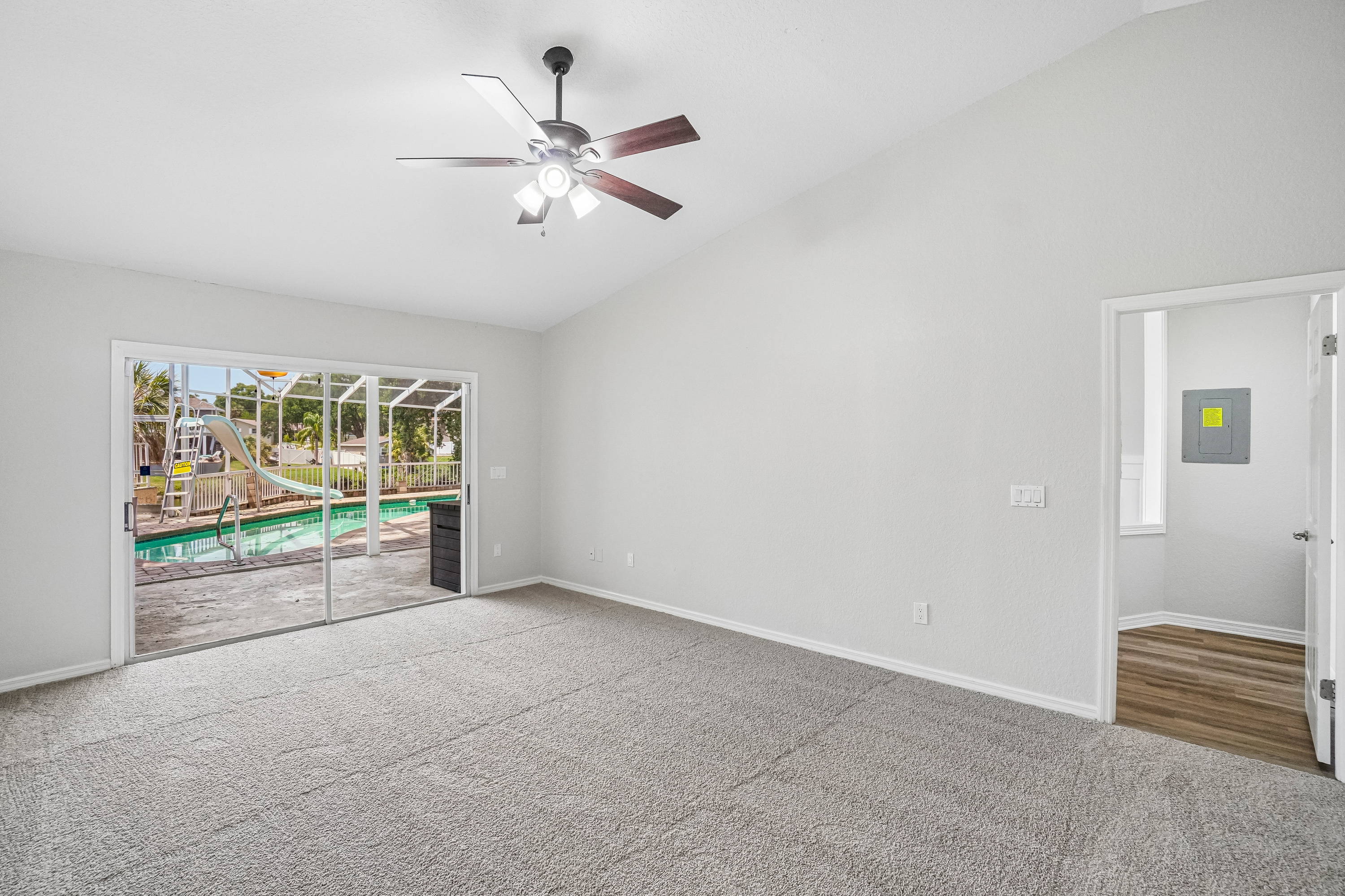 Photo 31 of 63 of 5609 Executive Dr, New Port Richey, FL