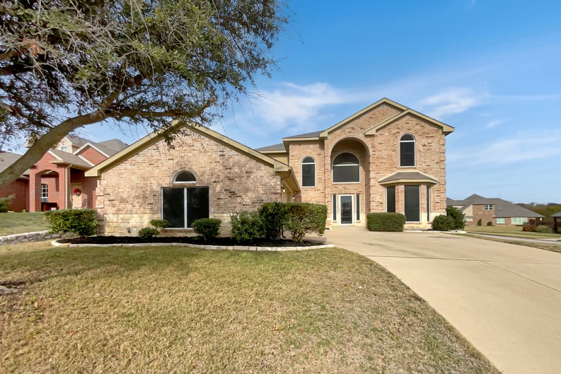 Property photo 1 of 1649 Silverstone Dr