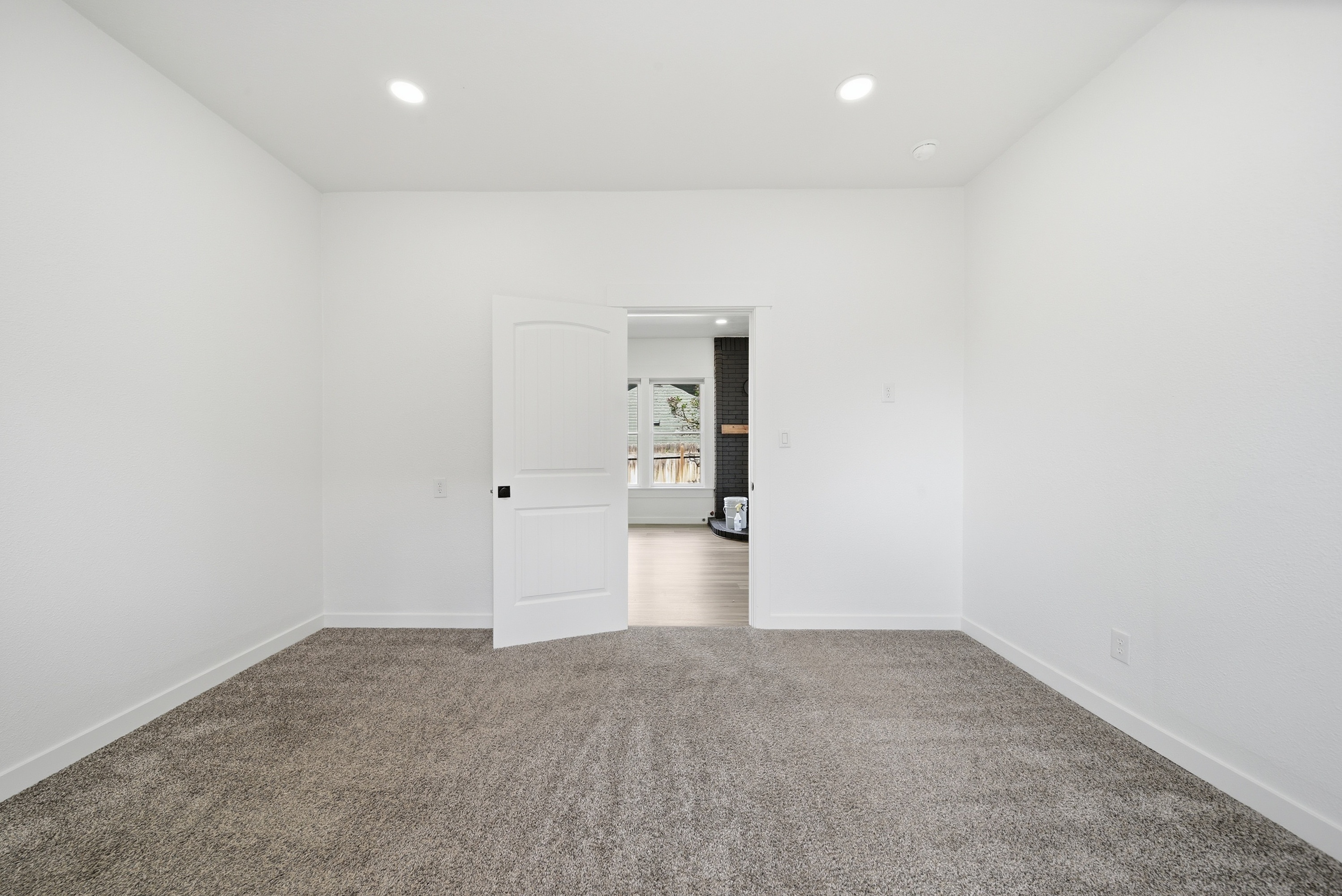 Photo 11 of 27 of 415 6th Ave S, Nampa, ID