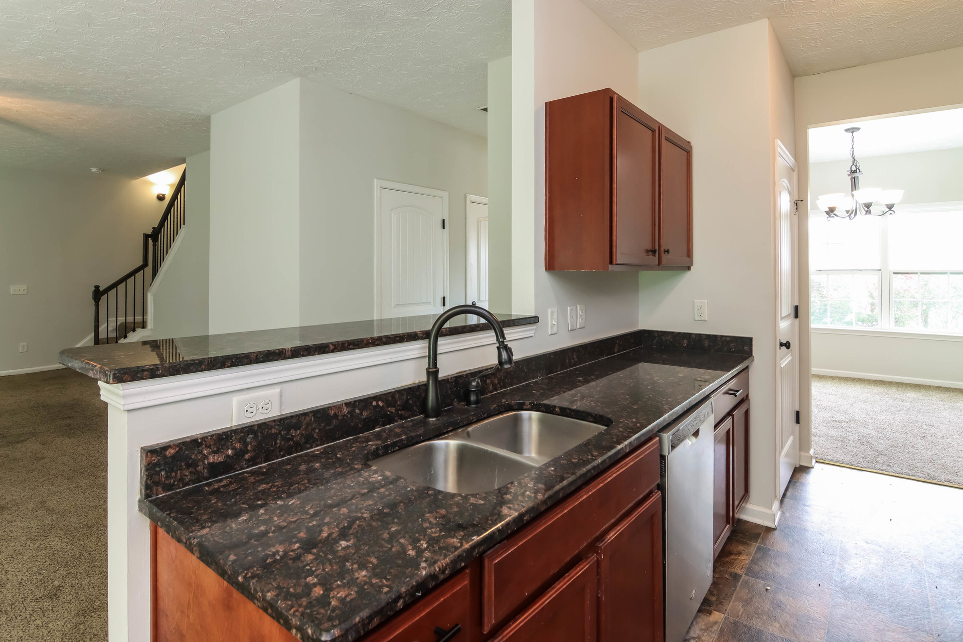 Photo 9 of 22 of 20 Forest Ridge Ln, Phenix City, AL