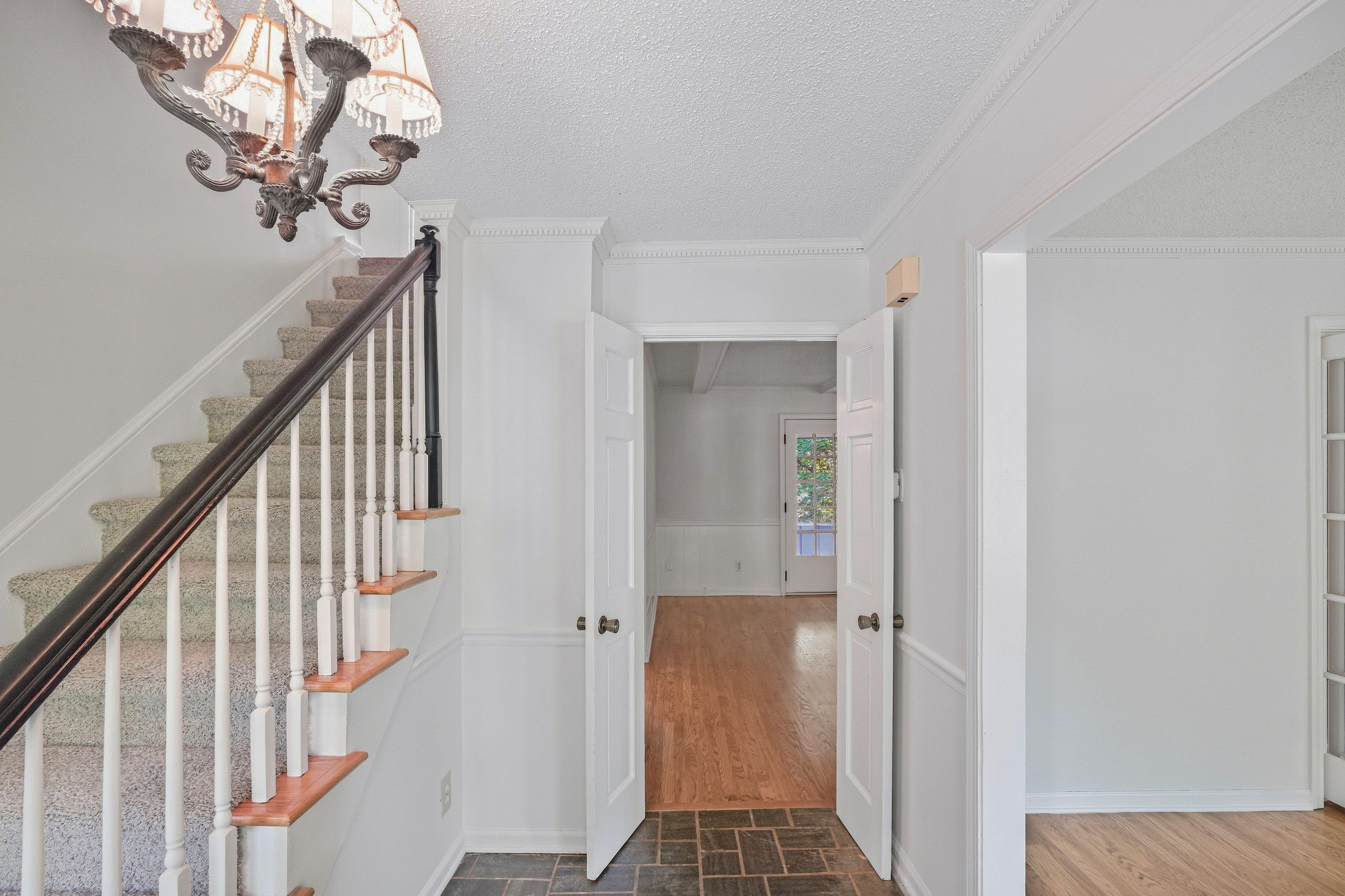 Photo 6 of 33 of 1127 Aurora Ct, Atlanta, GA