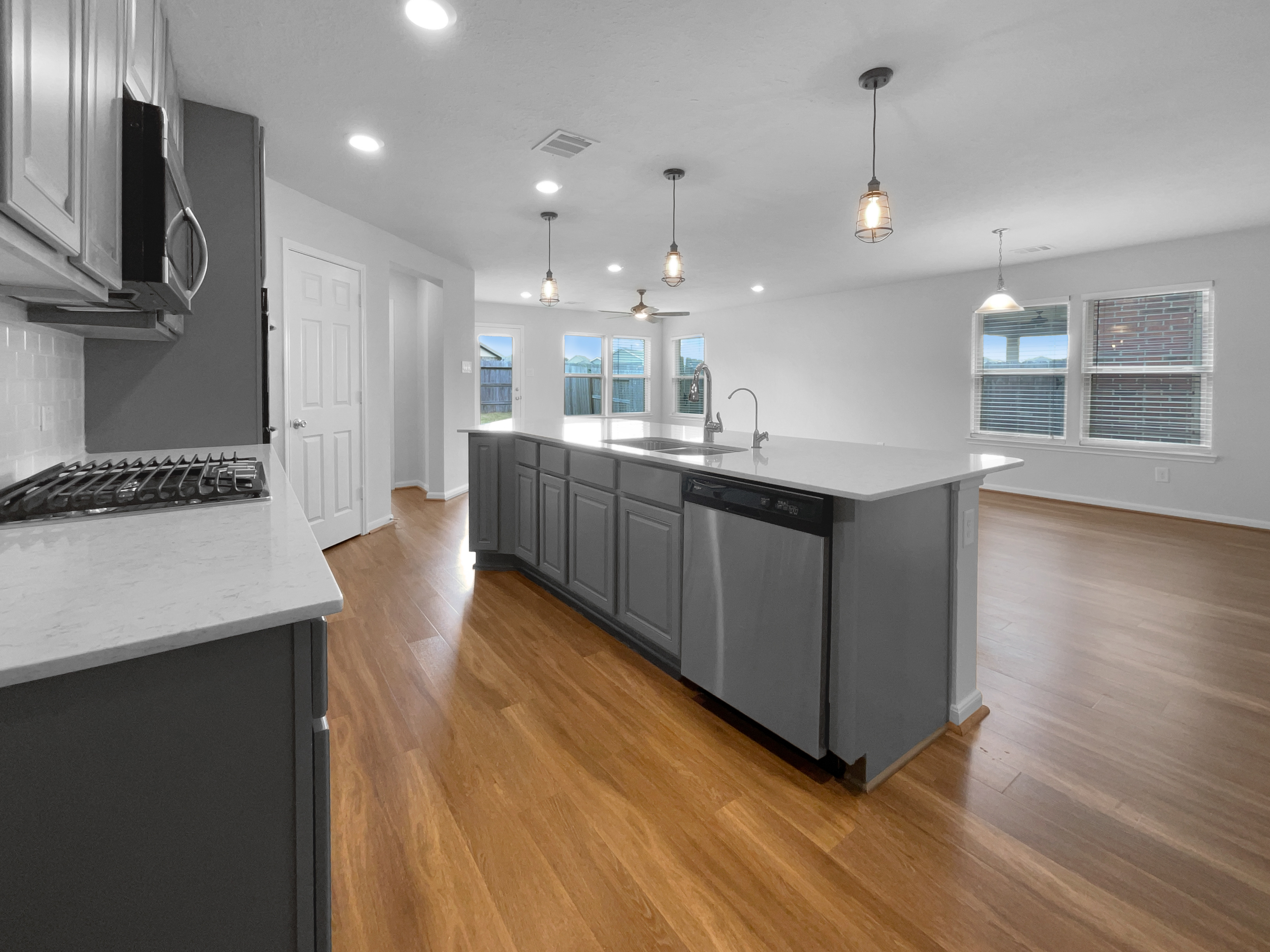 Photo 14 of 19 of 25621 Ramsey Heights Way, Porter, TX