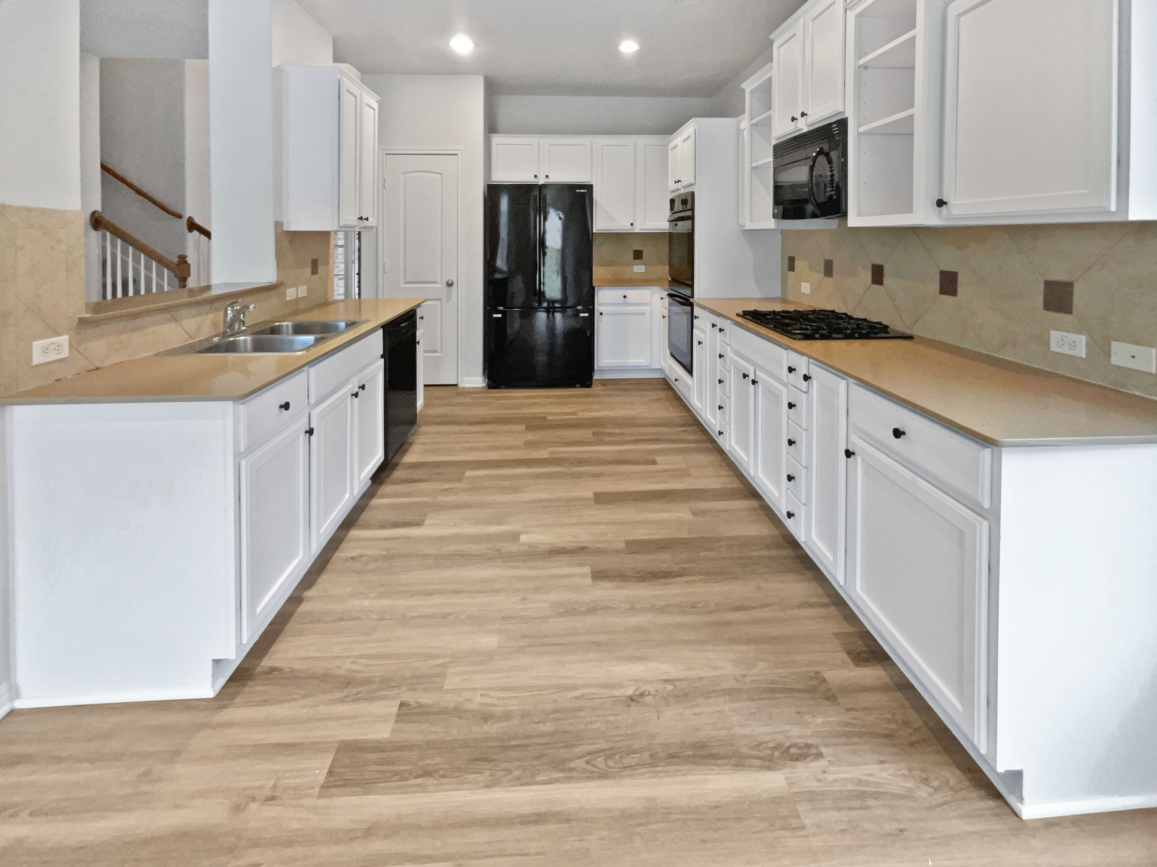 Photo 6 of 29 of 19500 Morgana Dr, Pflugerville, TX