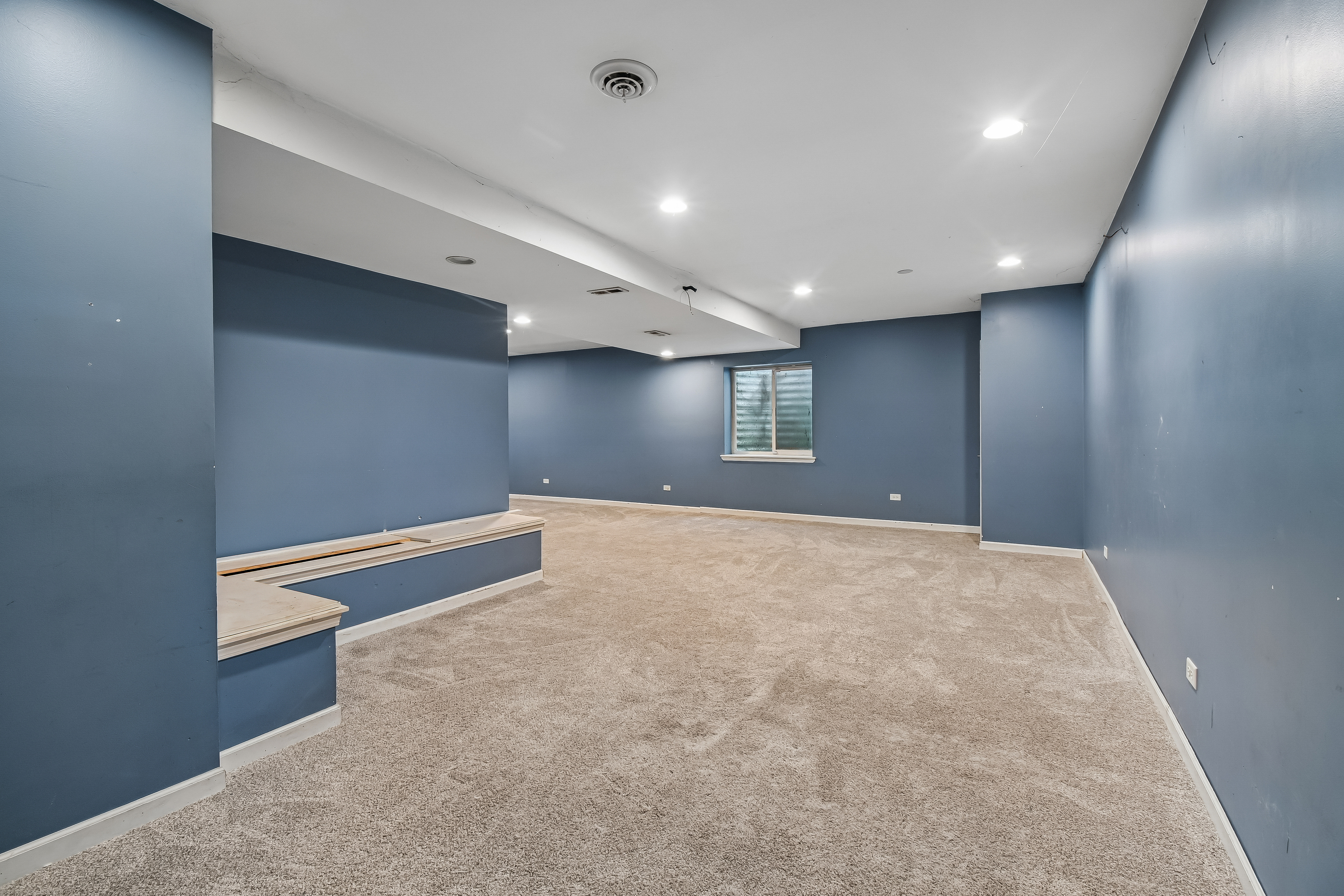 Photo 63 of 69 of 1409 Baltz Dr, Joliet, IL