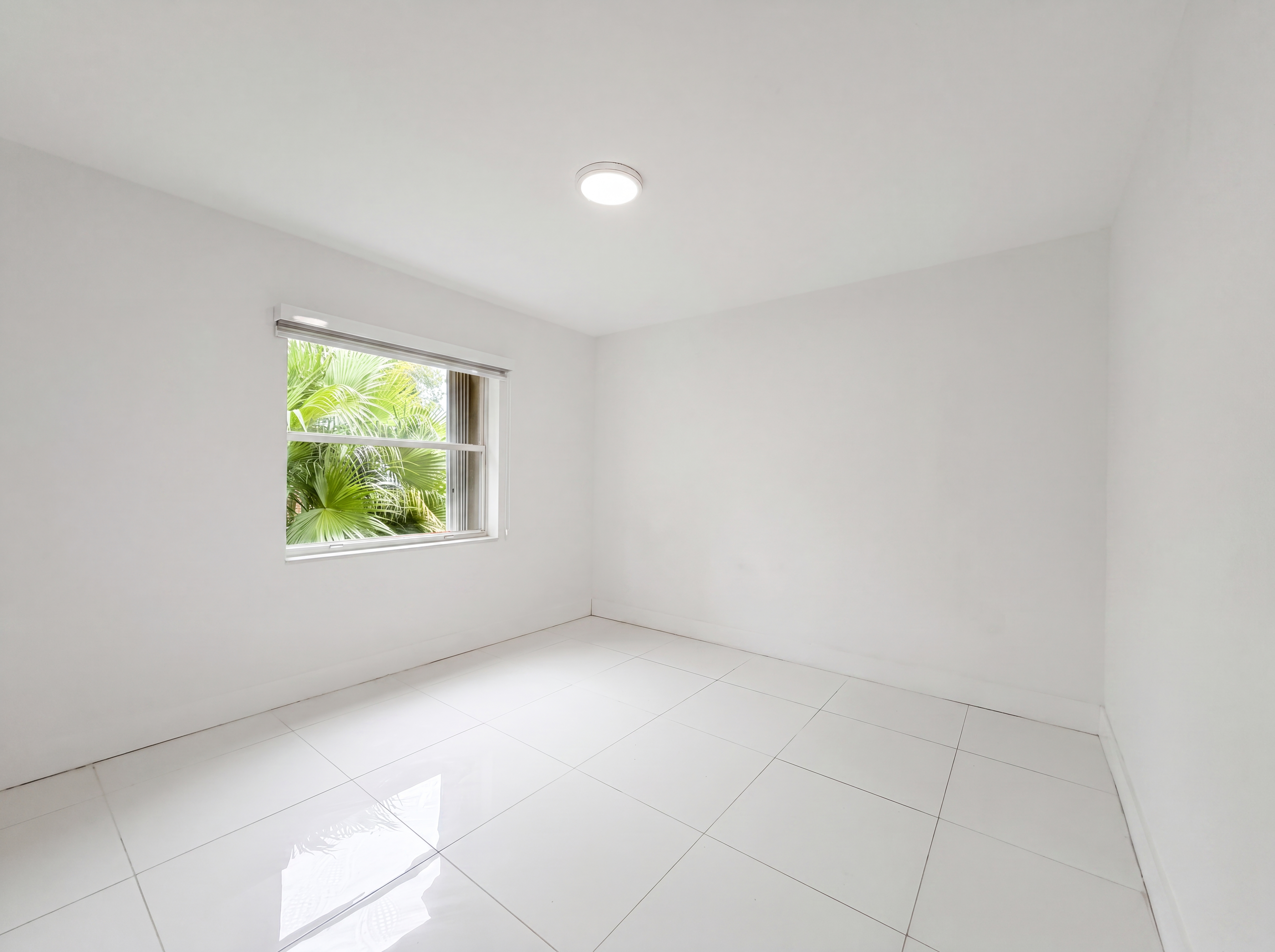 Photo 17 of 25 of 16571 SW 145th Ave, Miami, FL