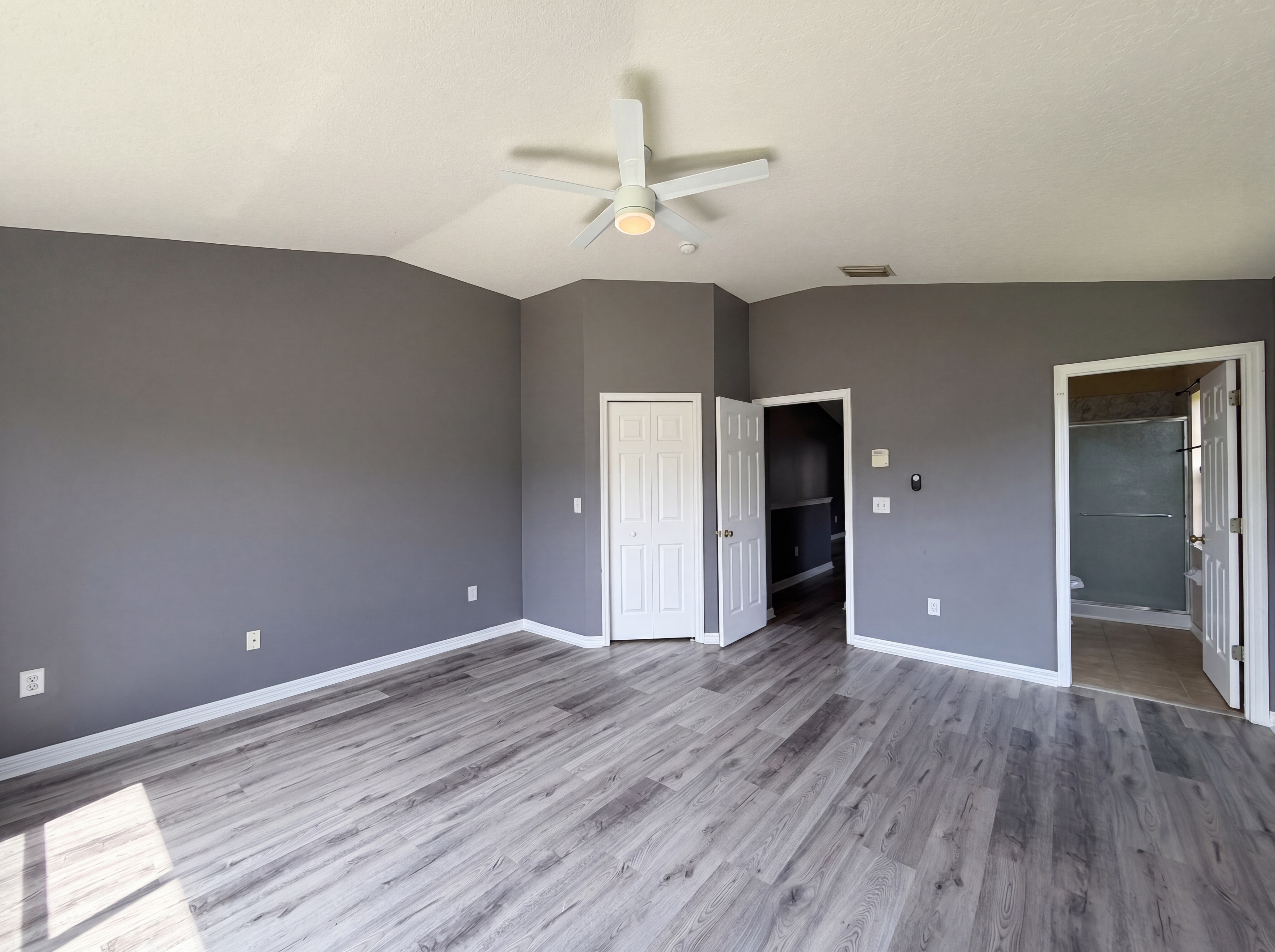 Photo 4 of 25 of 2614 Chelsea Manor Blvd, Brandon, FL