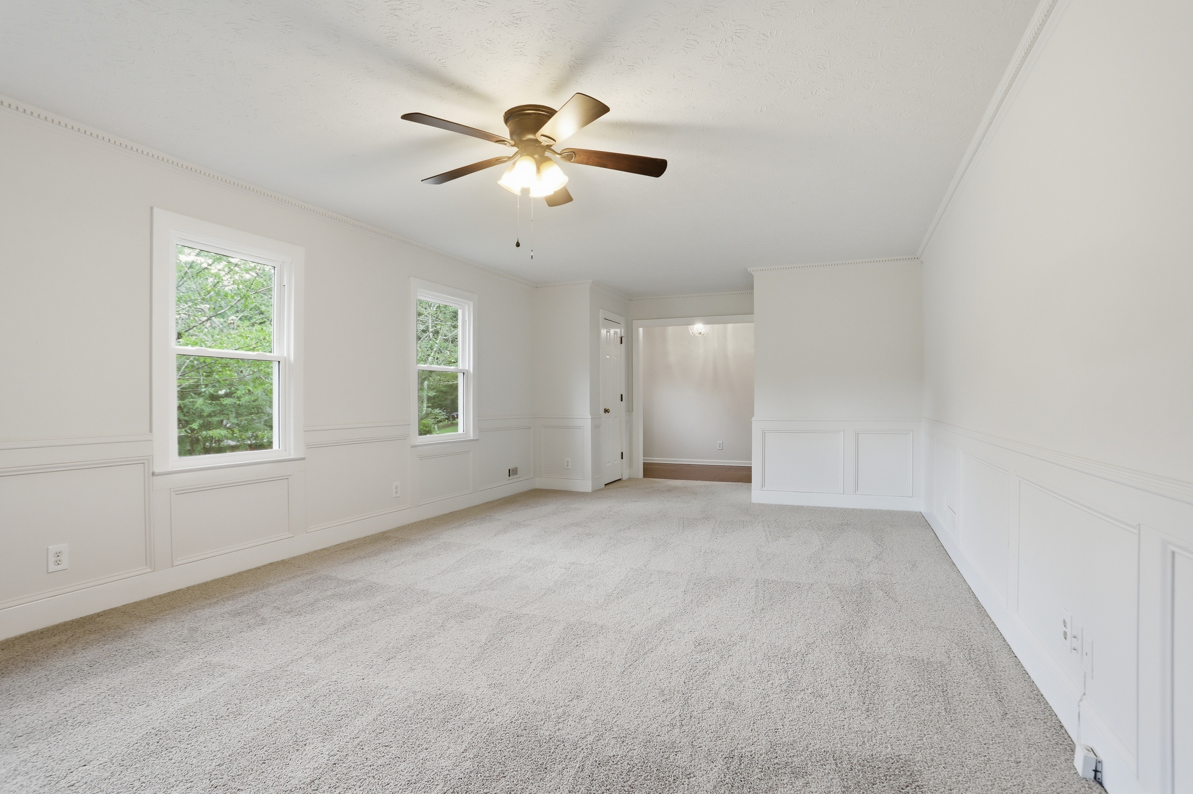 Photo 28 of 58 of 3839 Cotswold Dr , Lilburn, GA