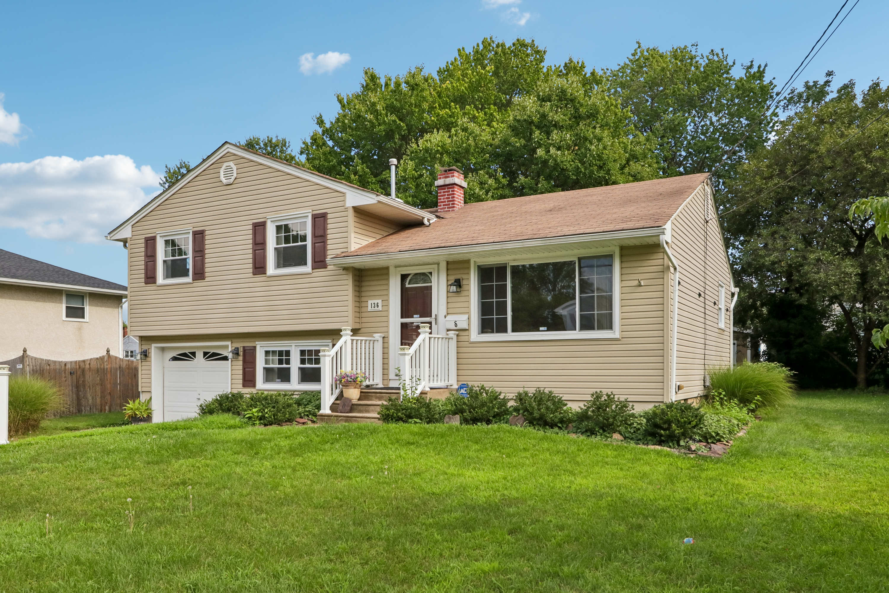 Photo 8 of 46 of 136 Cressmont Ave, Blackwood, NJ
