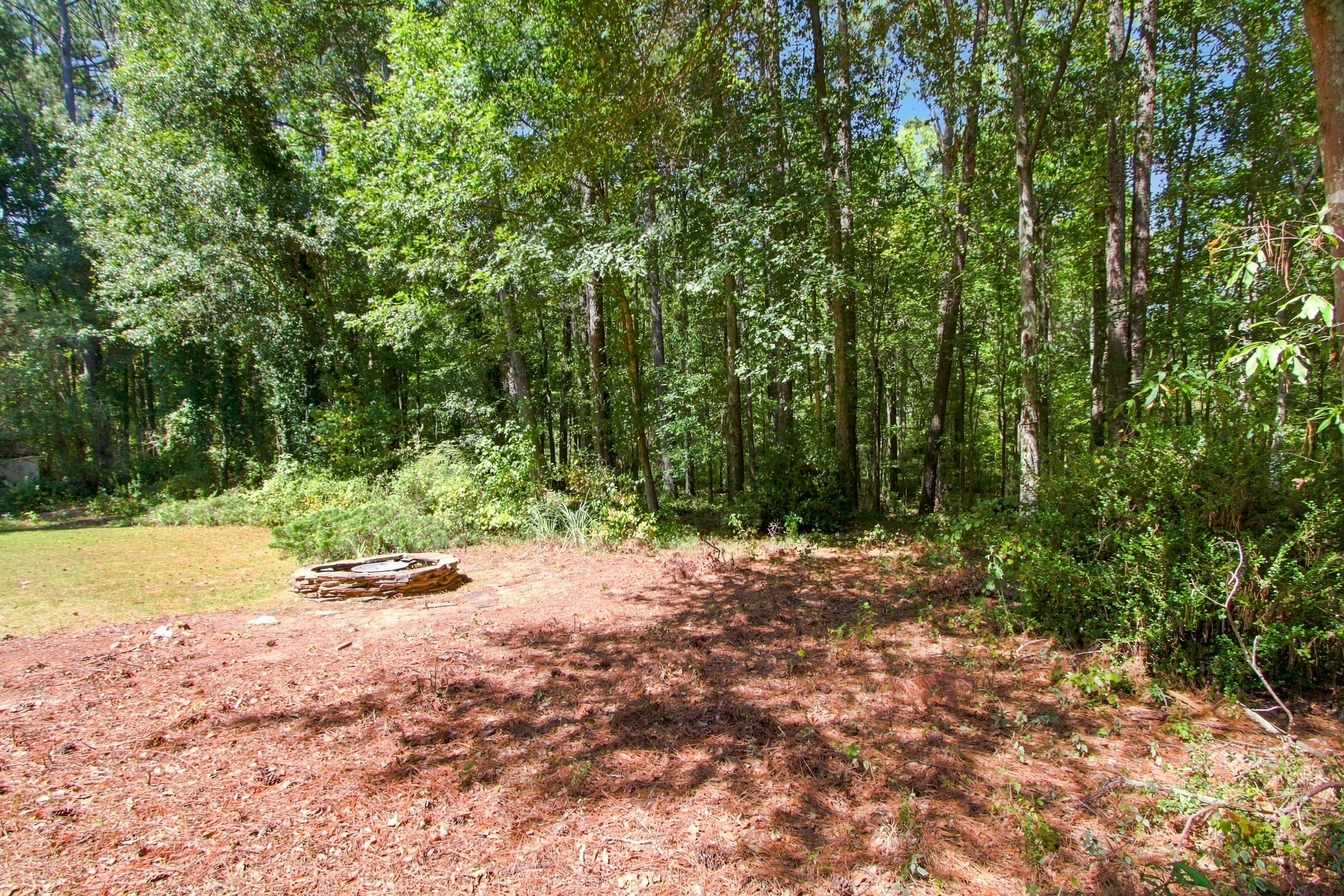 Photo 62 of 65 of 2960 Vail Valley Ct, Snellville, GA