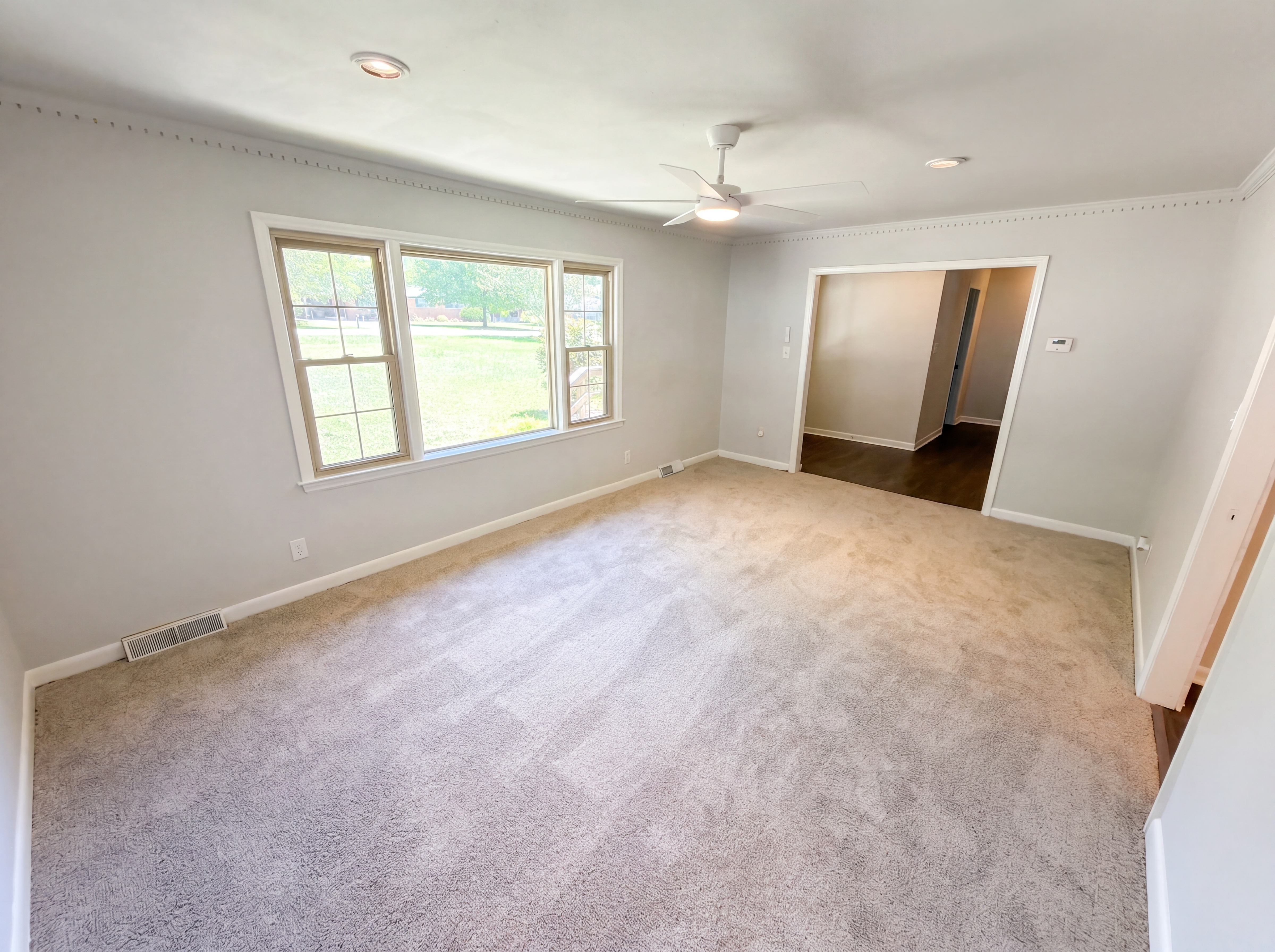 Photo 3 of 17 of 1415 Crestfield Dr, Lancaster, SC