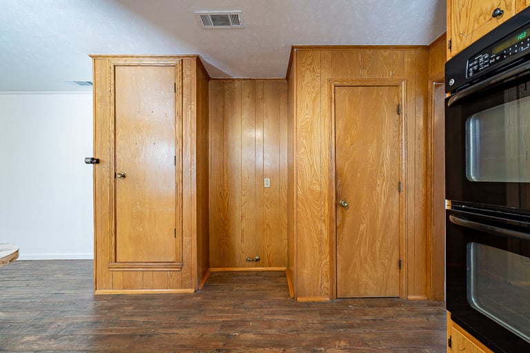 Photo 9 of 31 - 1903 Leslie St, Denton, TX 76205
