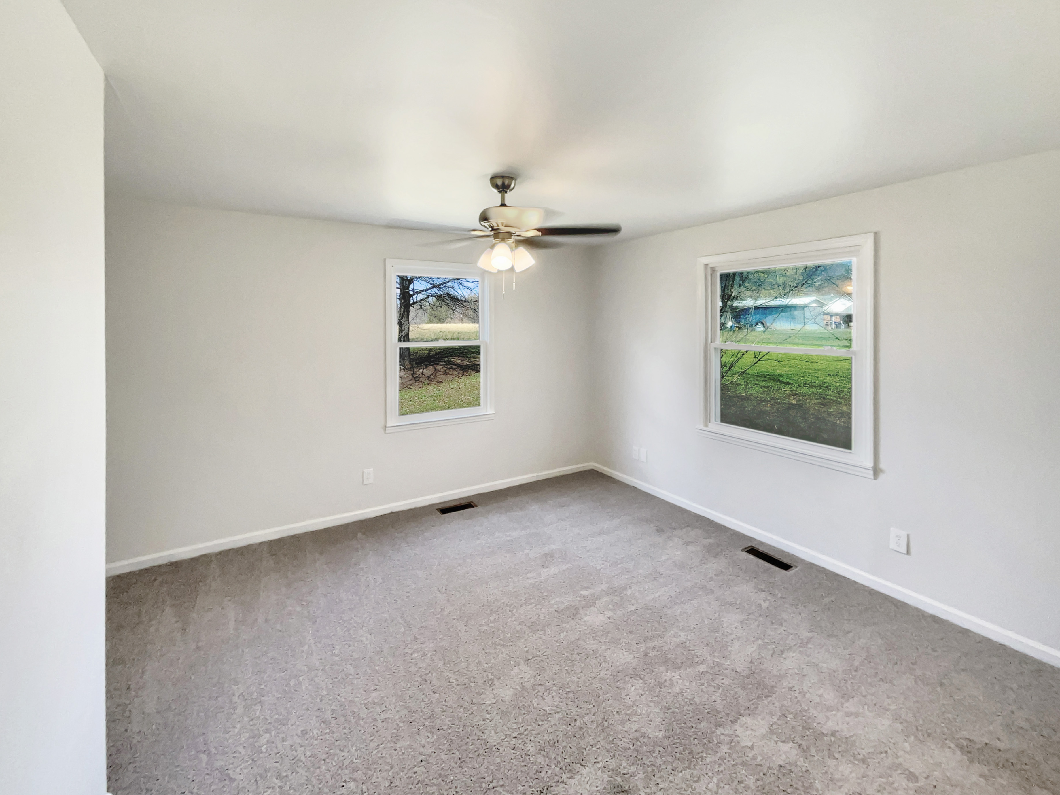 Photo 5 of 19 of 149 Marshall Smith Rd, Colfax, NC