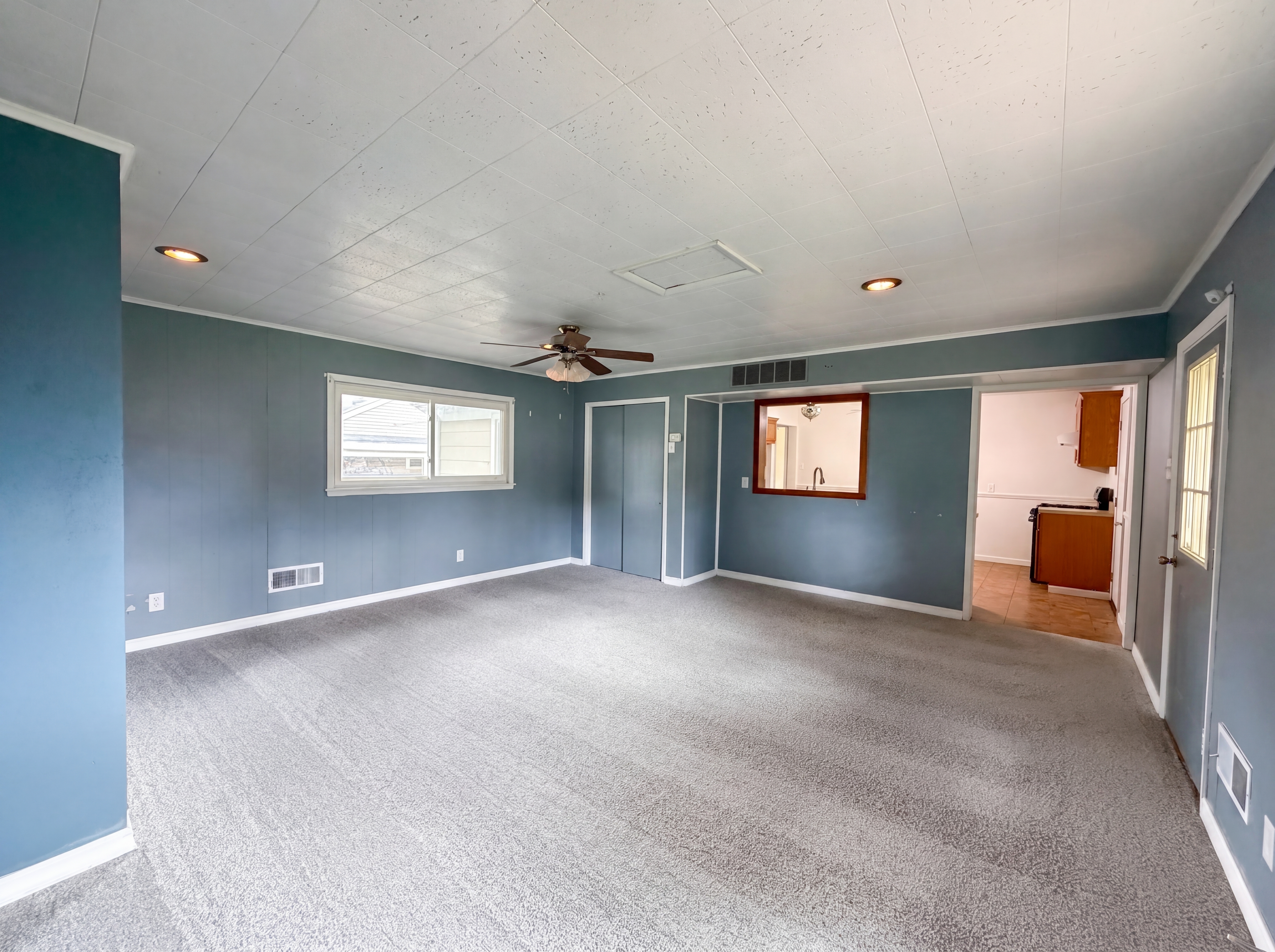 Photo 7 of 21 of 1607 N 17th St, Belleville, IL
