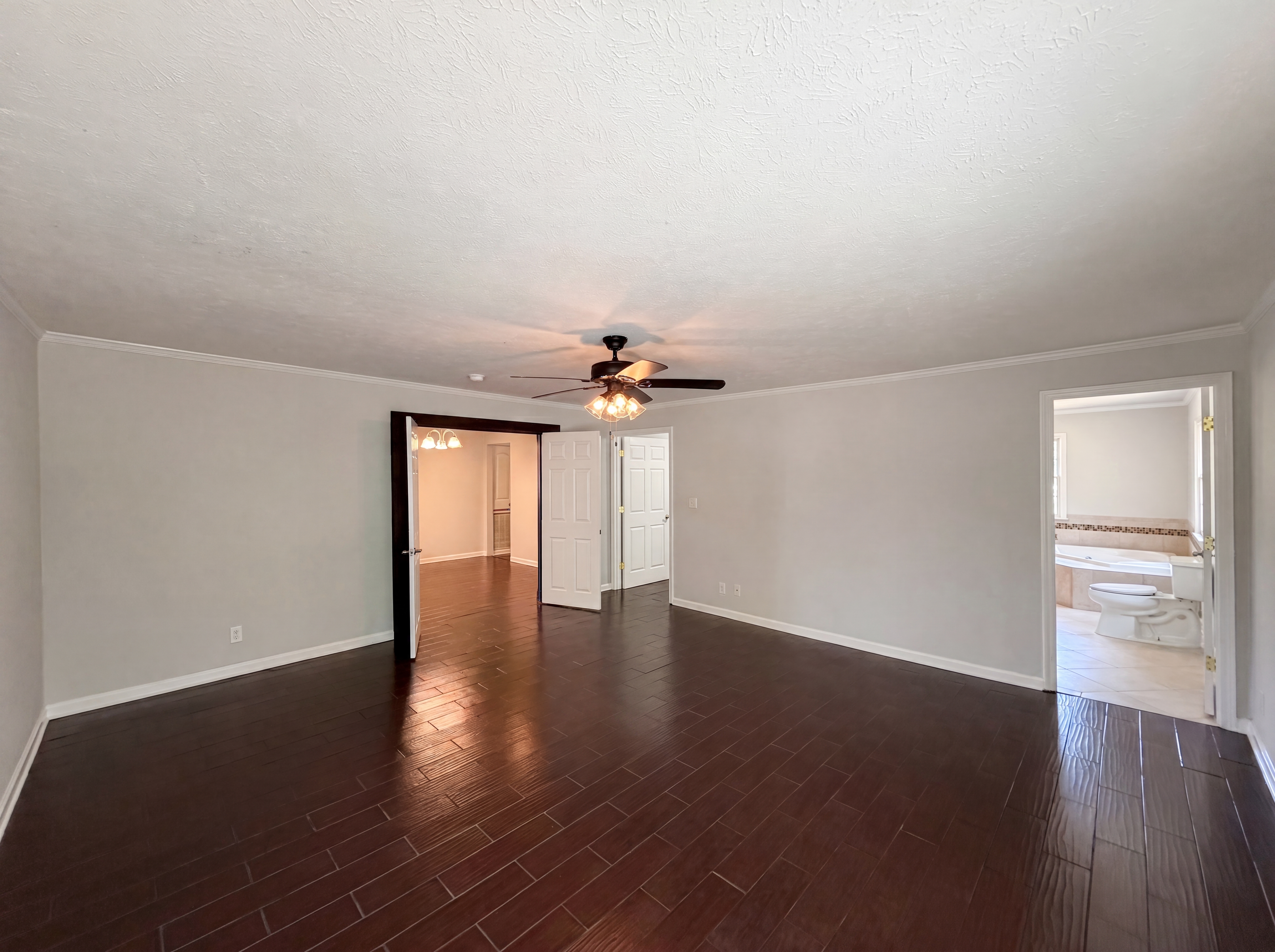 Photo 4 of 17 of 5416 Shipman Rd, Hope Mills, NC