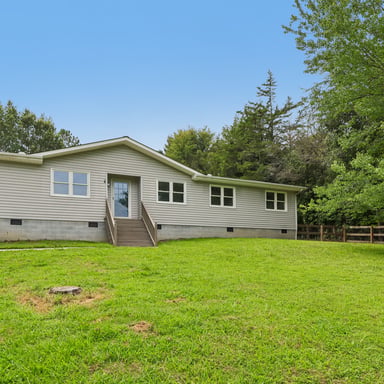 Property photo 1 of 33269 Courtland Dr