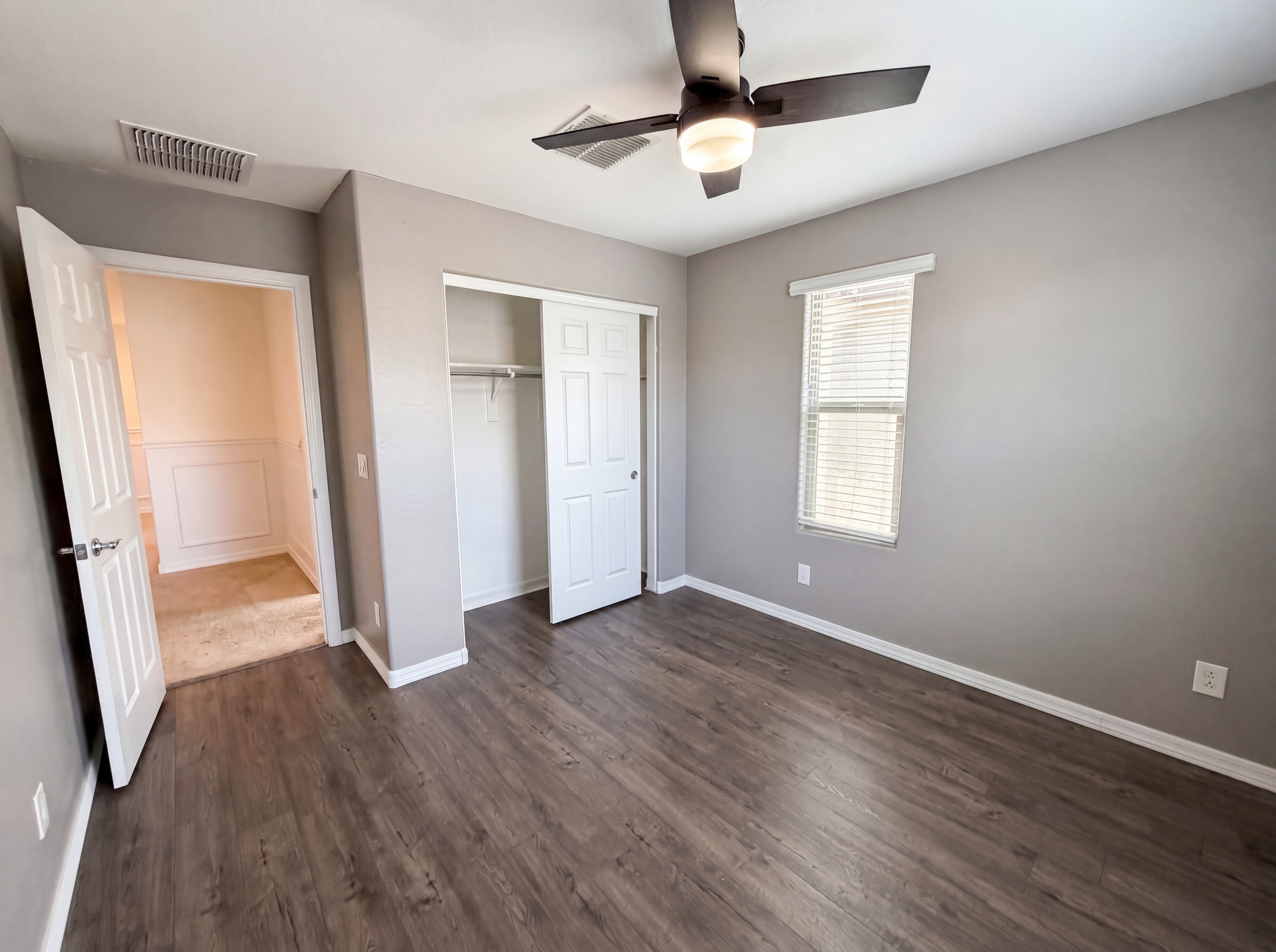 Photo 15 of 26 of 5728 W Raymond St, Phoenix, AZ