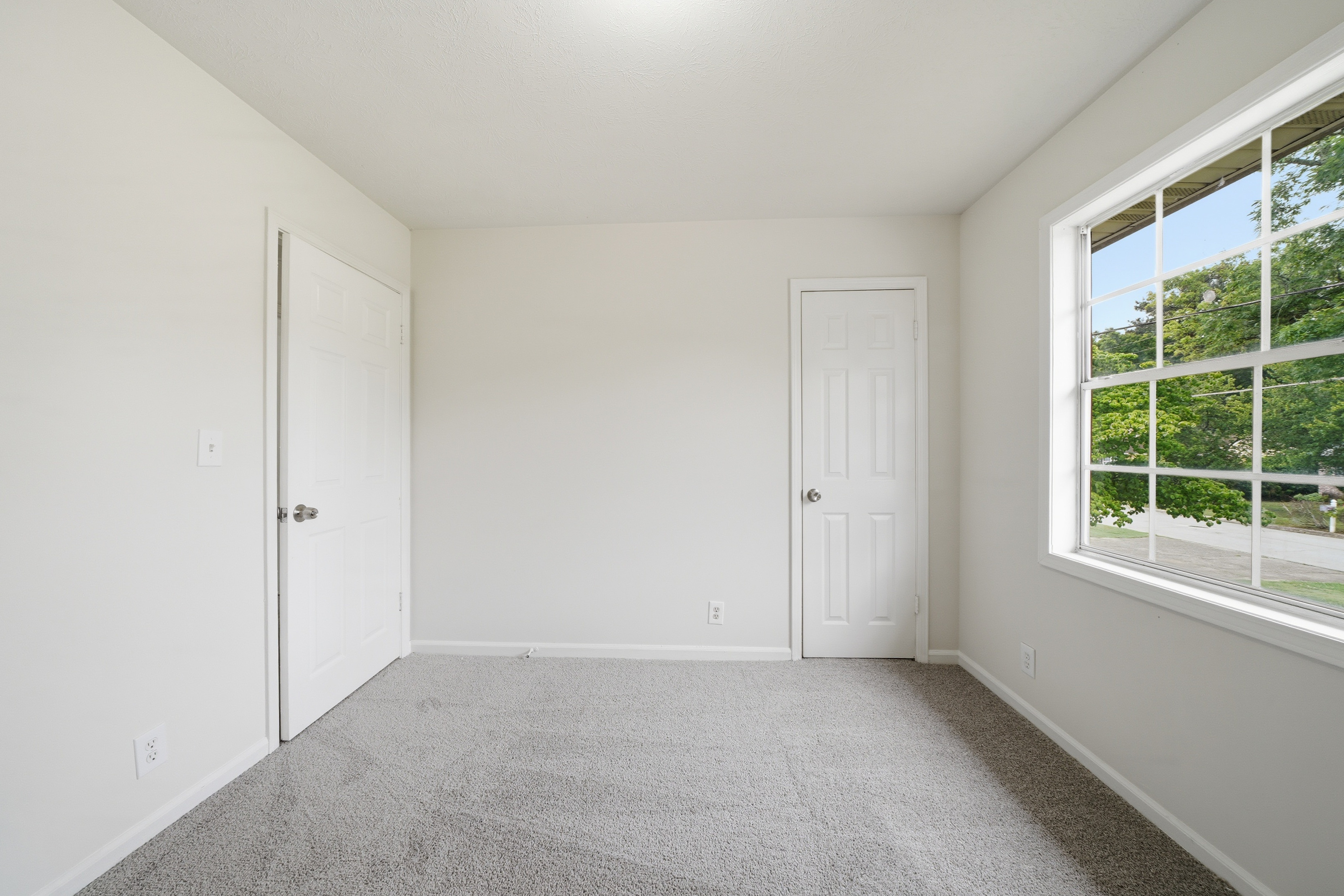 Photo 15 of 30 of 930 Cochise Trl SE, Conyers, GA