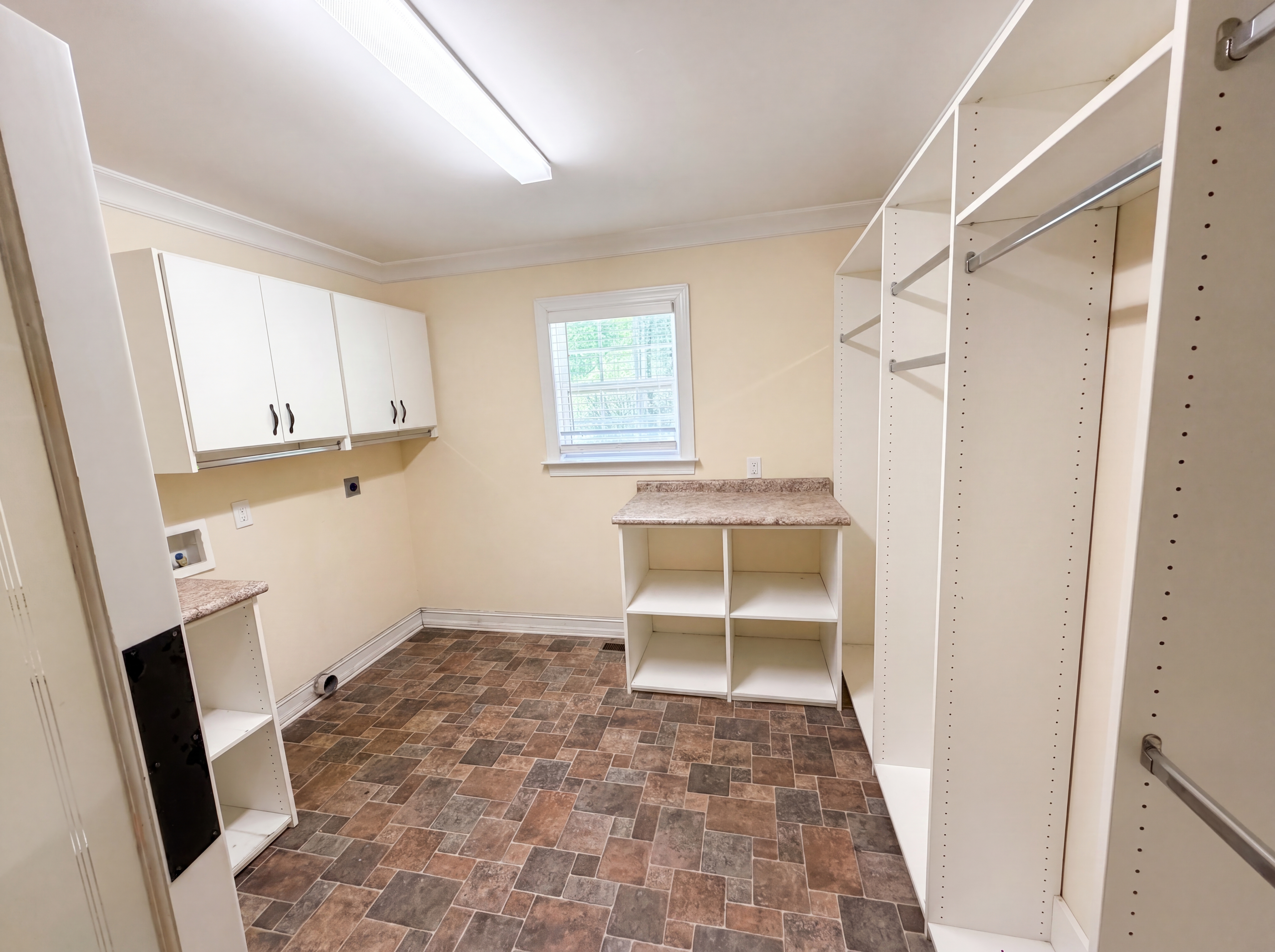 Photo 20 of 28 of 134 Springway Dr, Kannapolis, NC