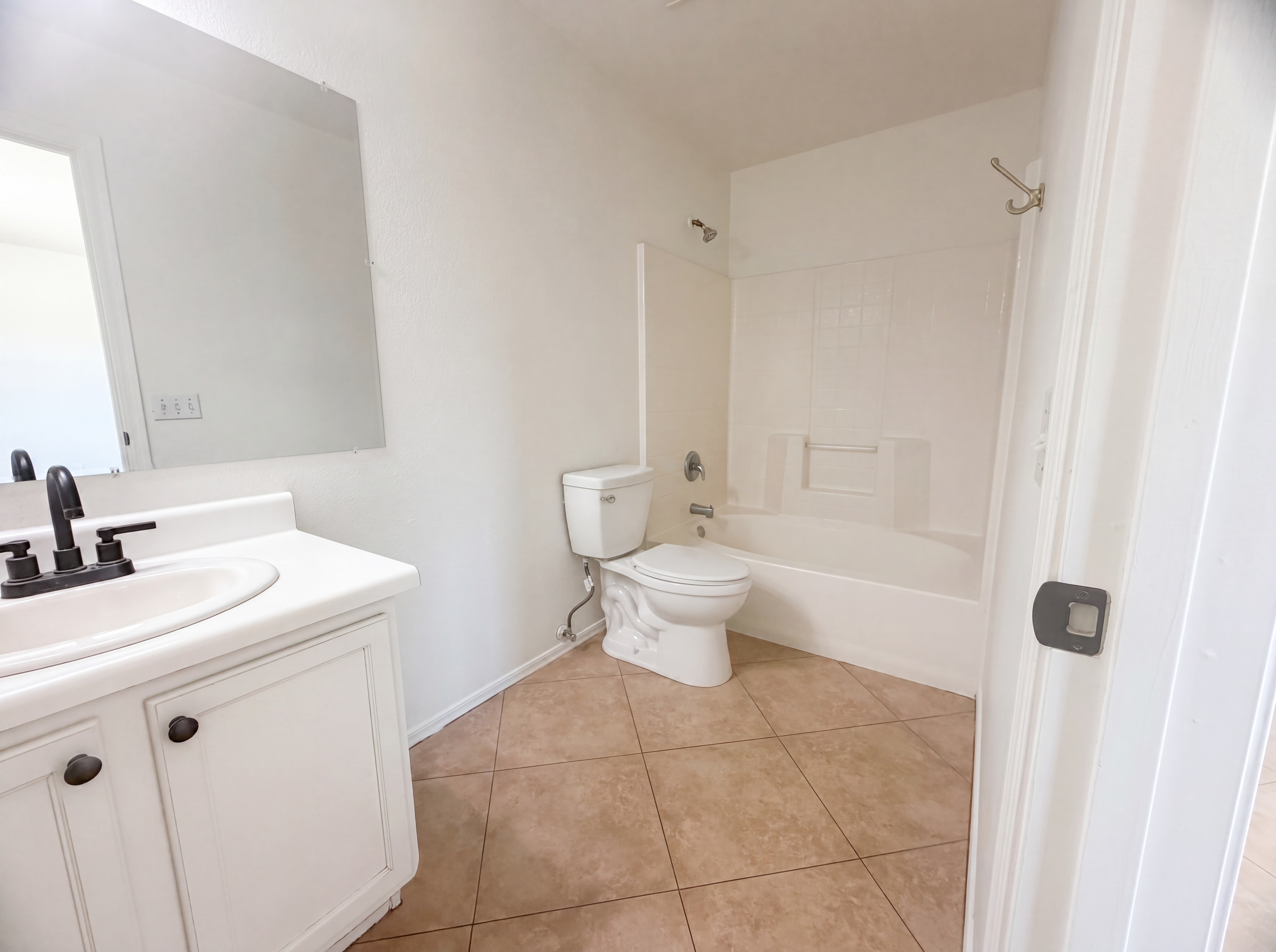 Photo 6 of 17 of 902 E Desert Moon Trl, San Tan Valley, AZ