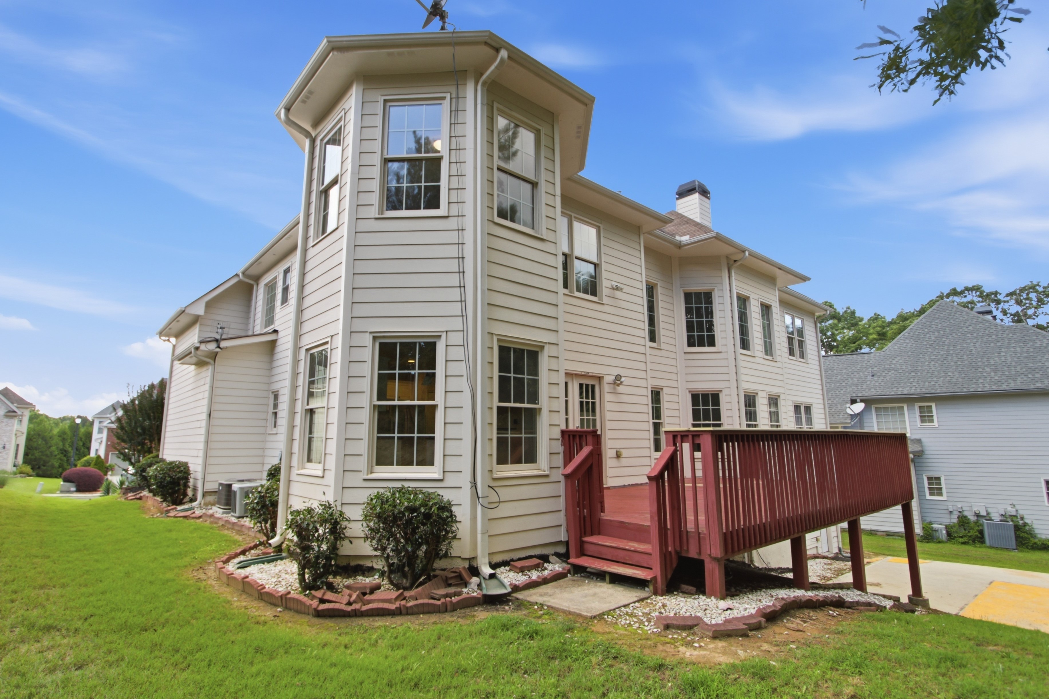 Photo 53 of 61 of 1028 River Forest Pt, Lawrenceville, GA