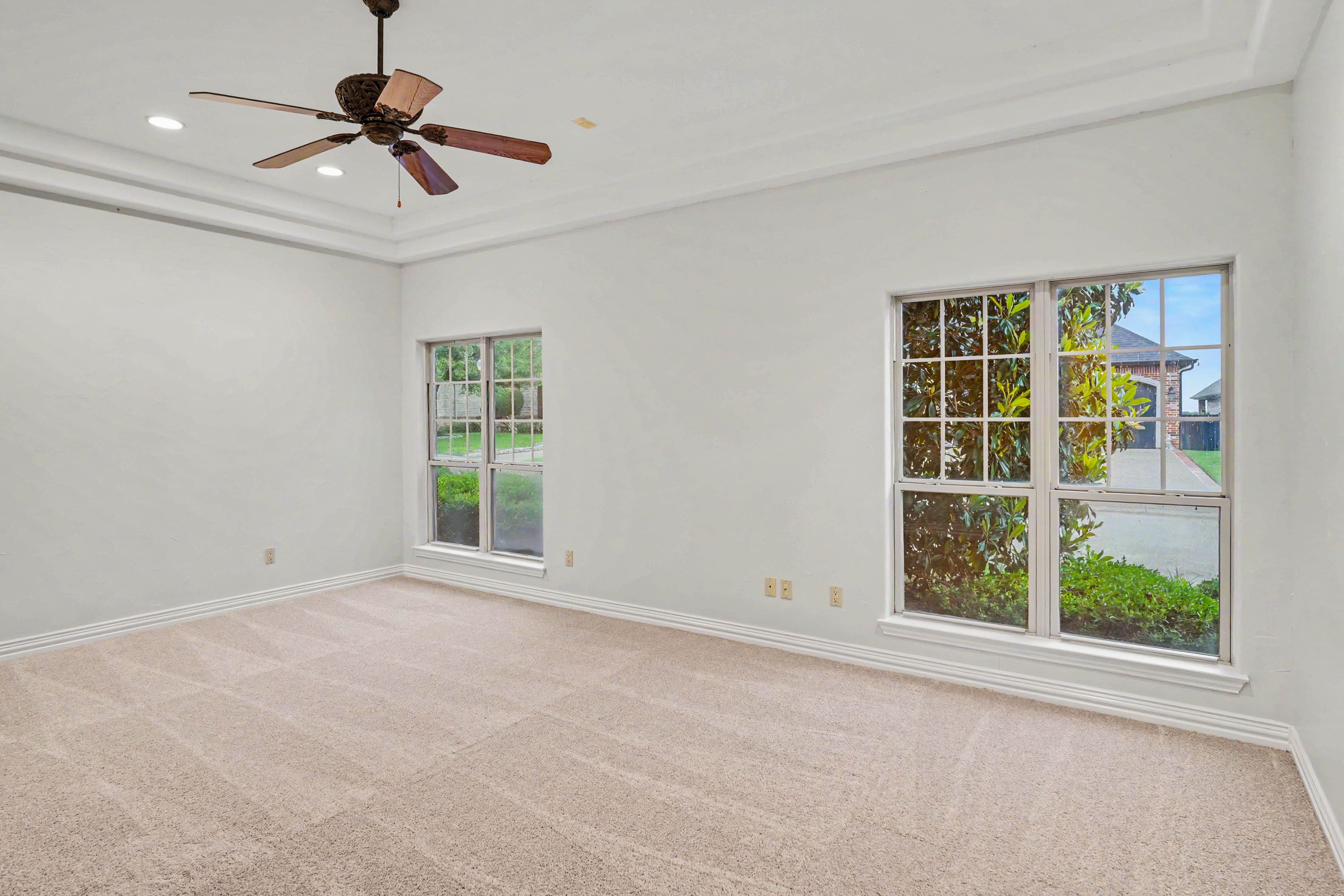 Photo 16 of 38 of 4201 Bluff View Dr, Granbury, TX
