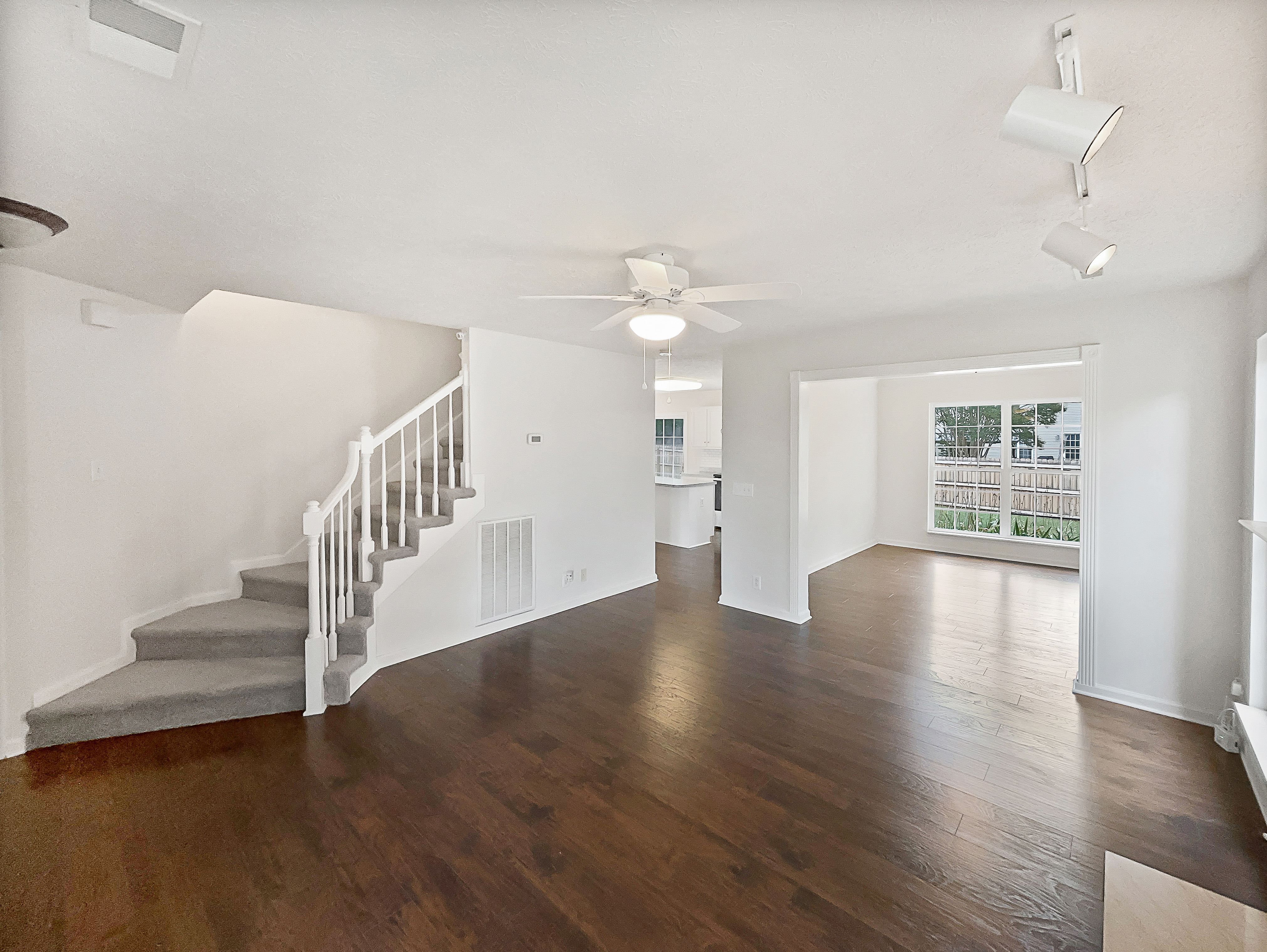 Photo 16 of 26 of 204 Hallford Pl, Hermitage, TN