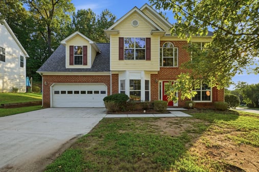 Photo 1 of 35 of 2470 Miller Oaks Cir, Decatur, GA