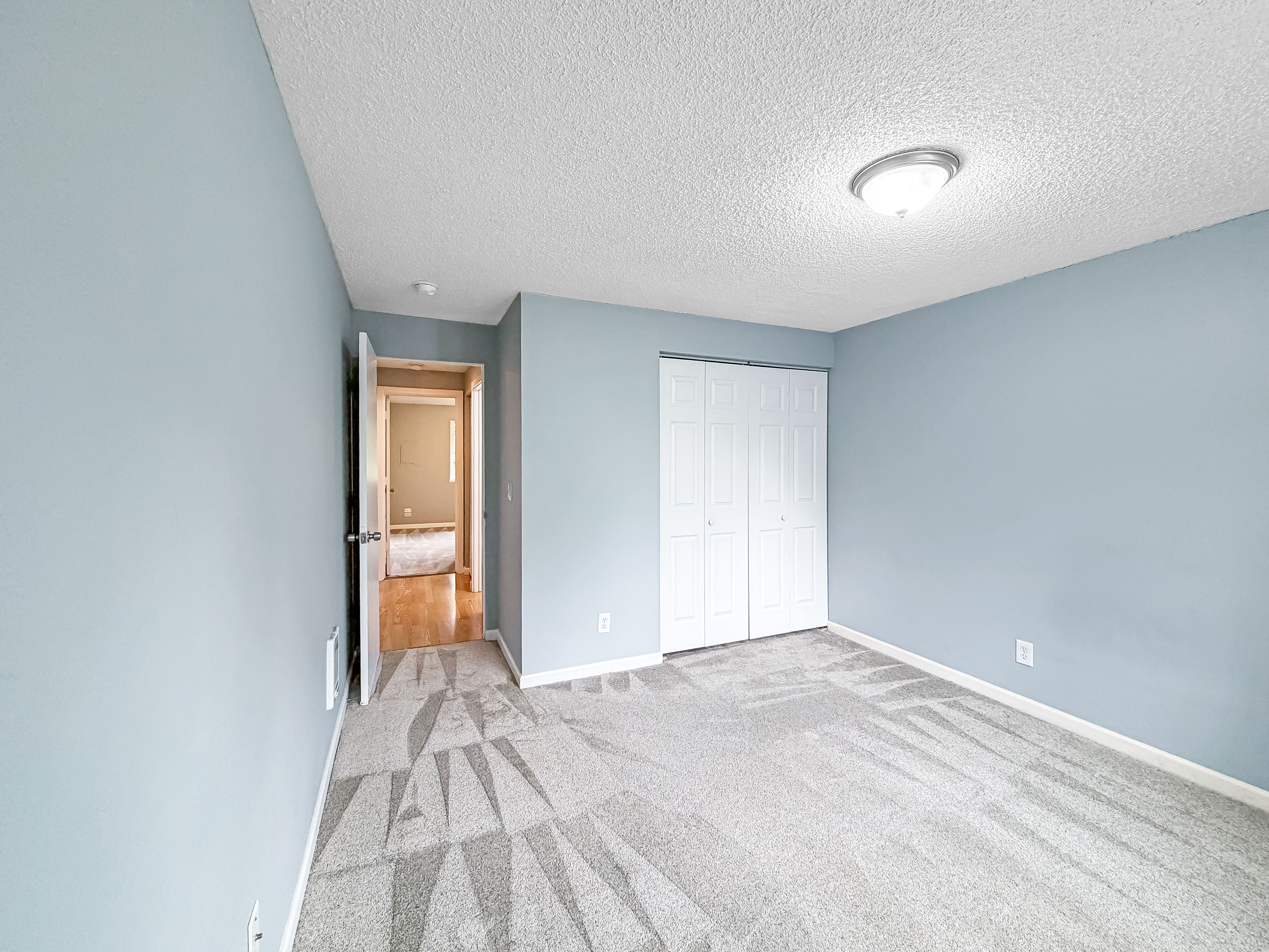 Photo 7 of 15 of 12642 NW Barnes Rd, Portland, OR