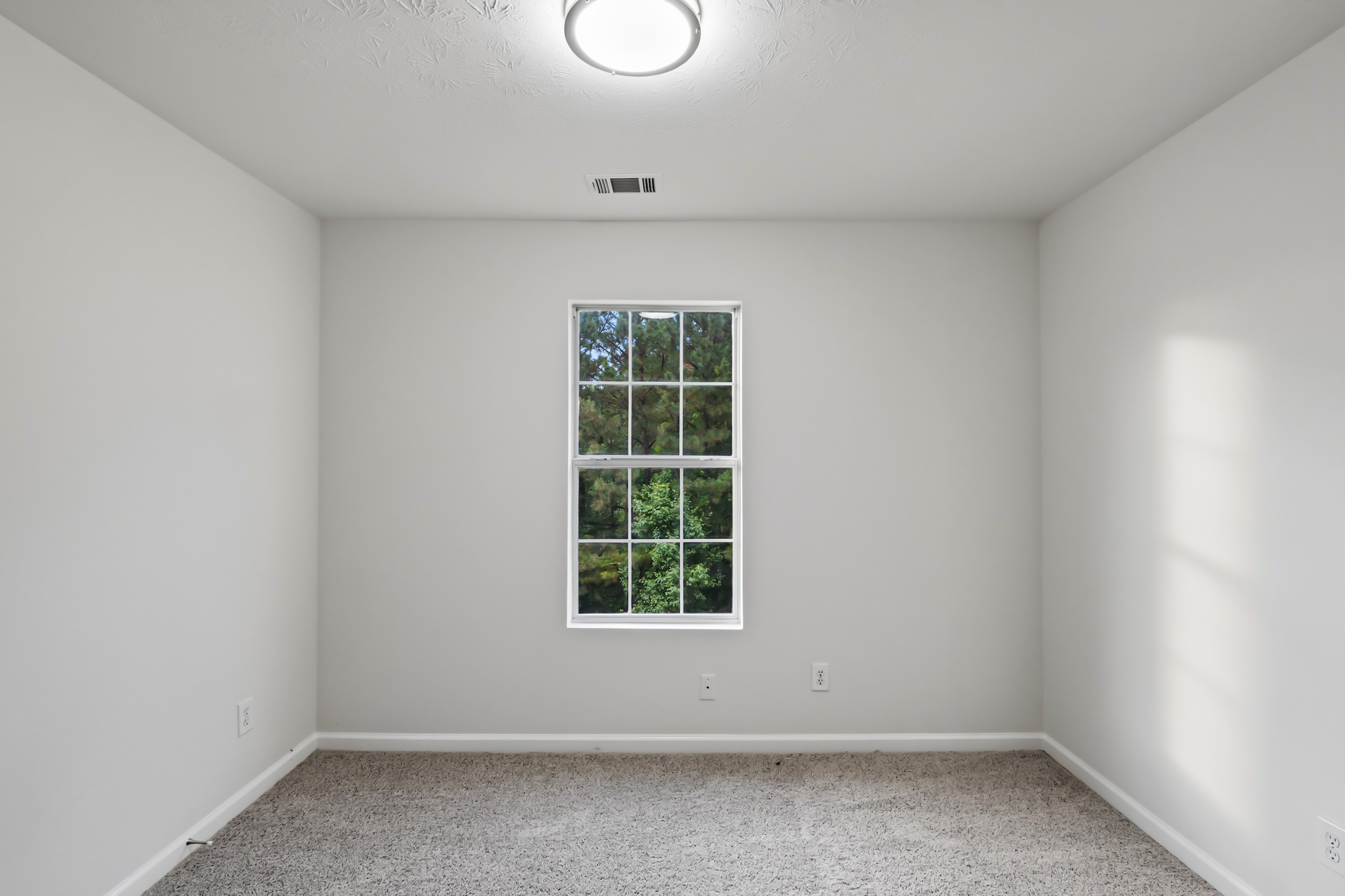 Photo 25 of 49 of 3825 Cedar Trace Ln, Ellenwood, GA