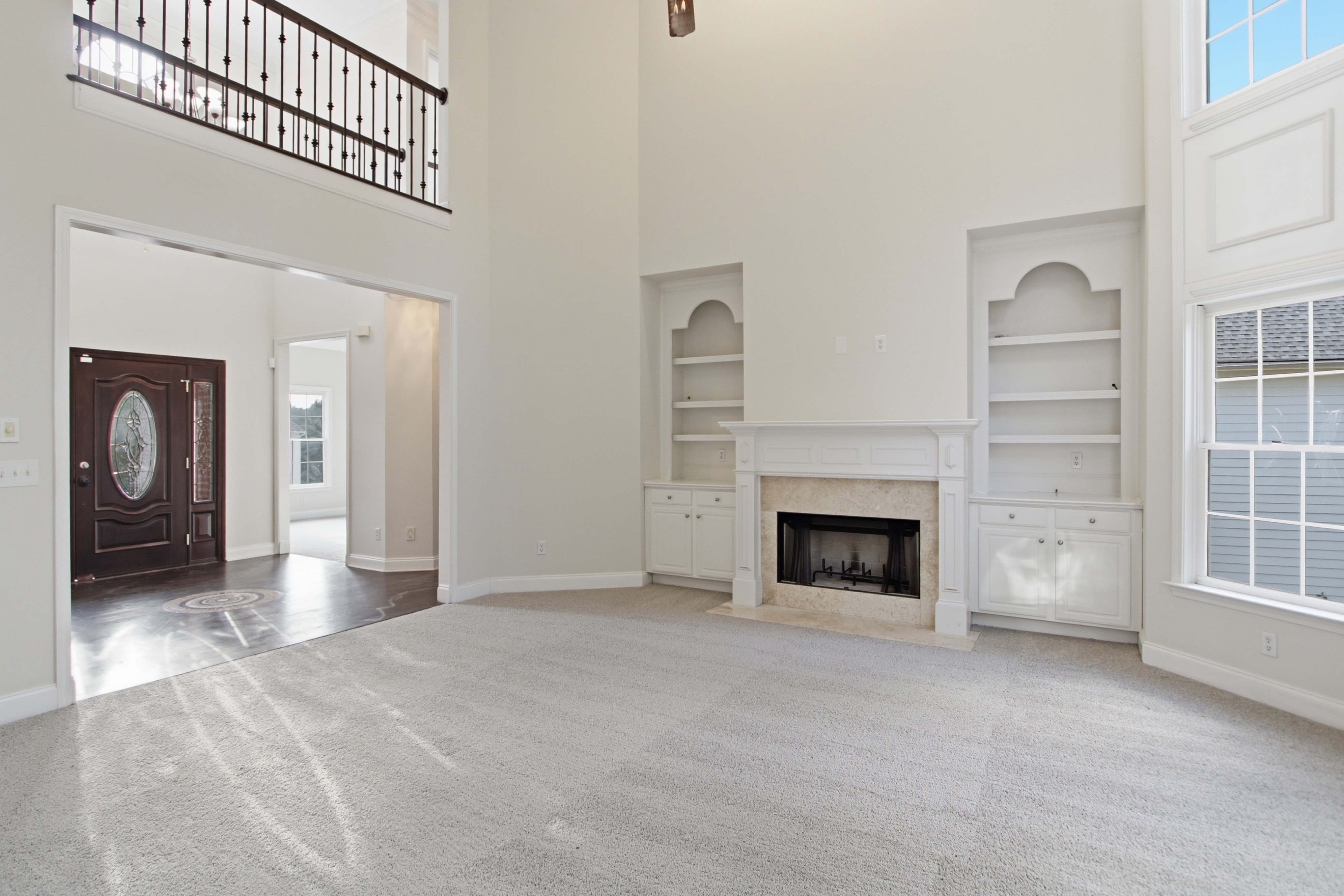 Photo 6 of 61 of 1028 River Forest Pt, Lawrenceville, GA